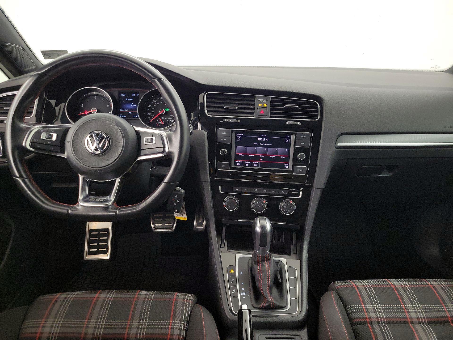 Thumbnail: 2019 Volkswagen Golf - 9