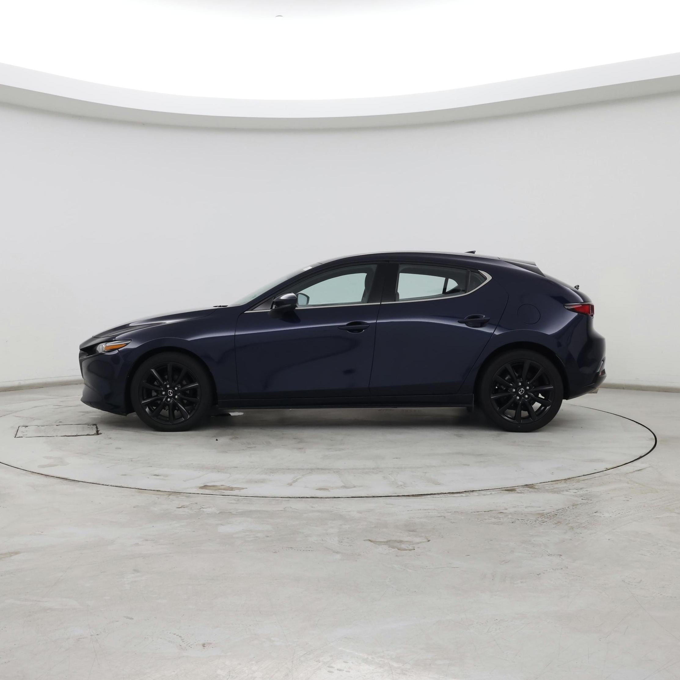Thumbnail: 2020 Mazda Mazda3 - 3