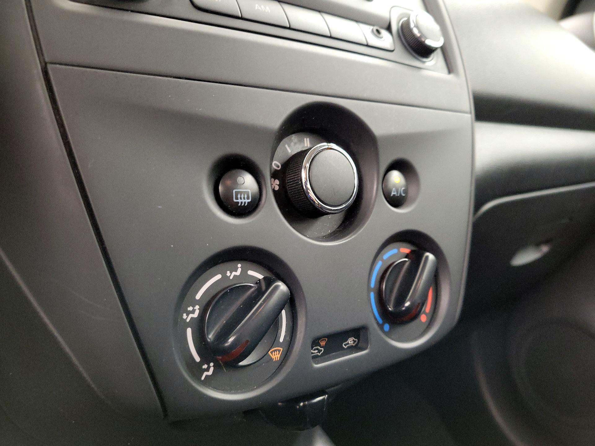Thumbnail: 2018 Nissan Versa - 15