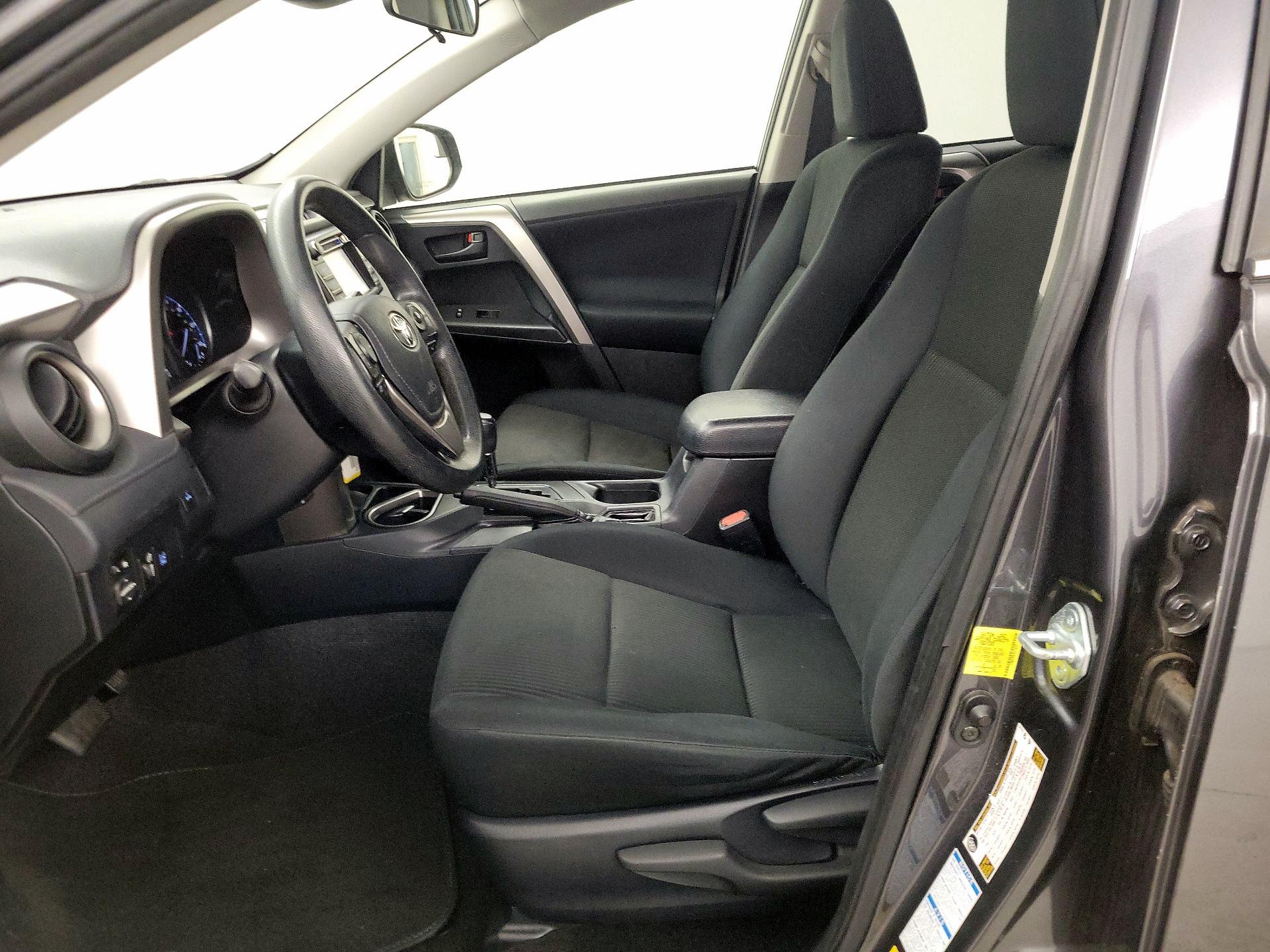 Thumbnail: 2017 Toyota RAV4 - 11