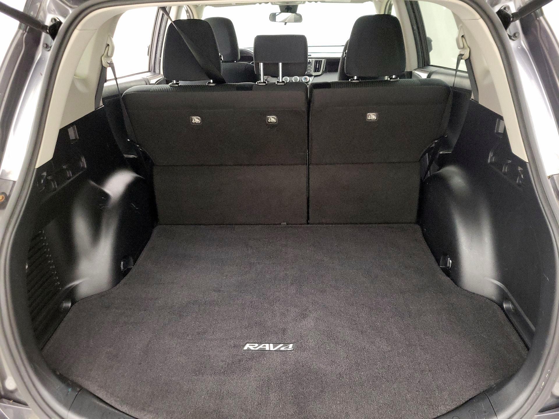 Thumbnail: 2017 Toyota RAV4 - 20