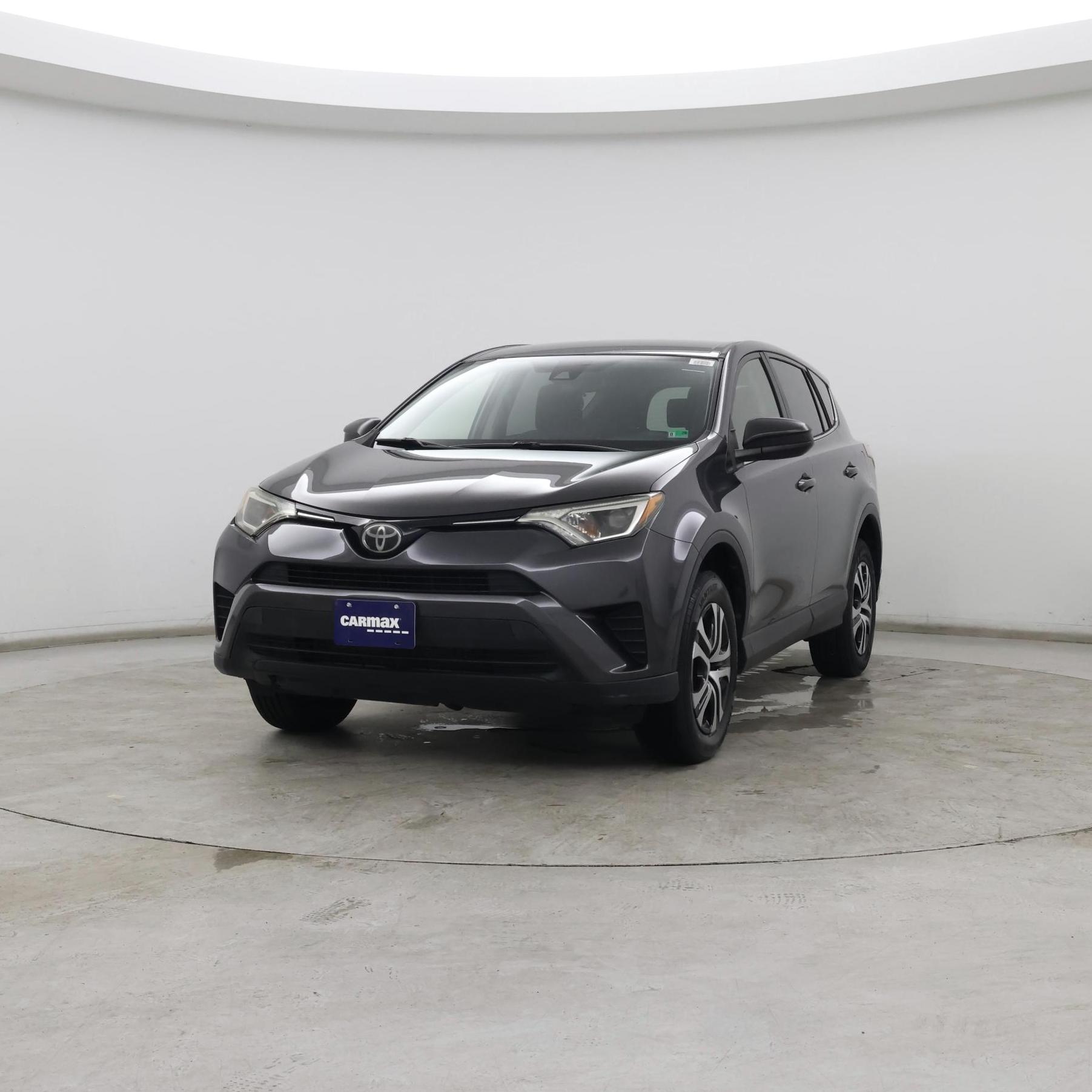 Thumbnail: 2017 Toyota RAV4 - 4