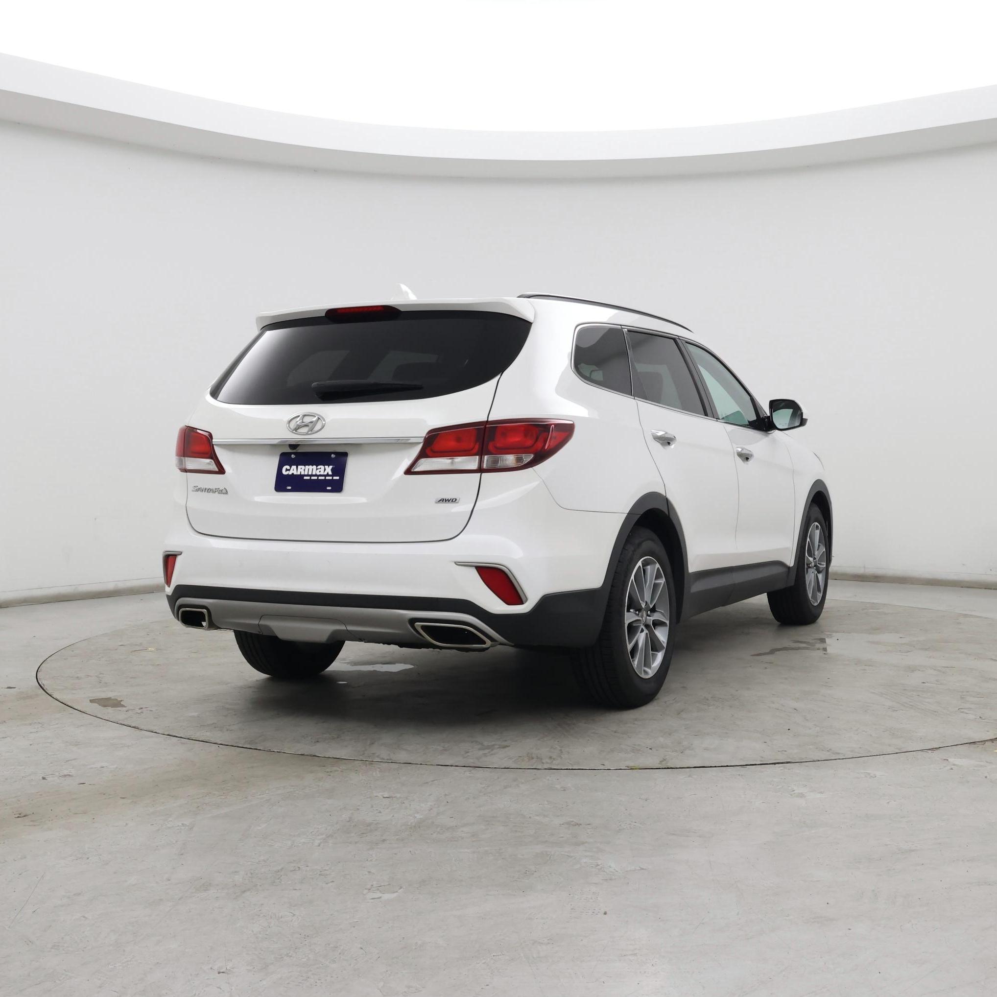 Thumbnail: 2017 Hyundai Santa Fe - 8