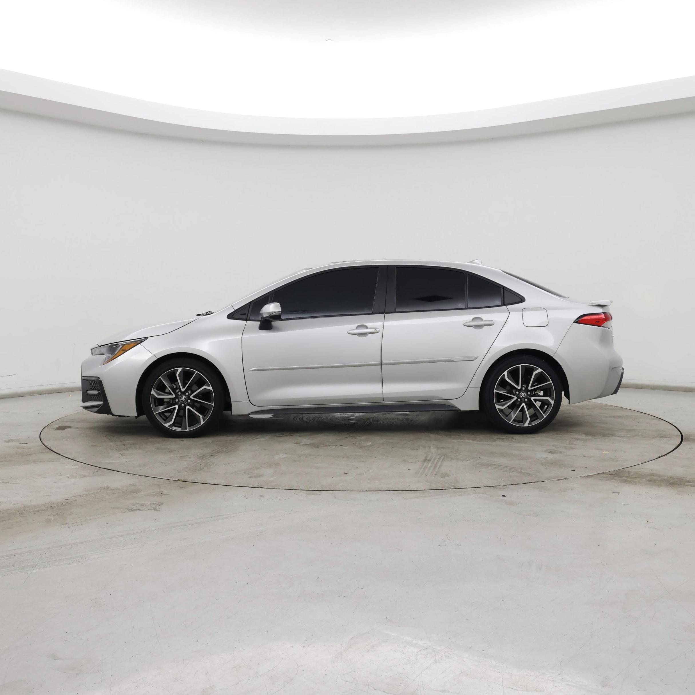 Thumbnail: 2022 Toyota Corolla - 3