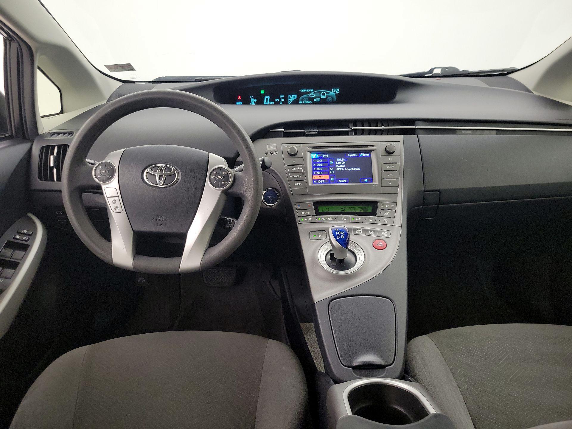 Thumbnail: 2013 Toyota Prius - 9