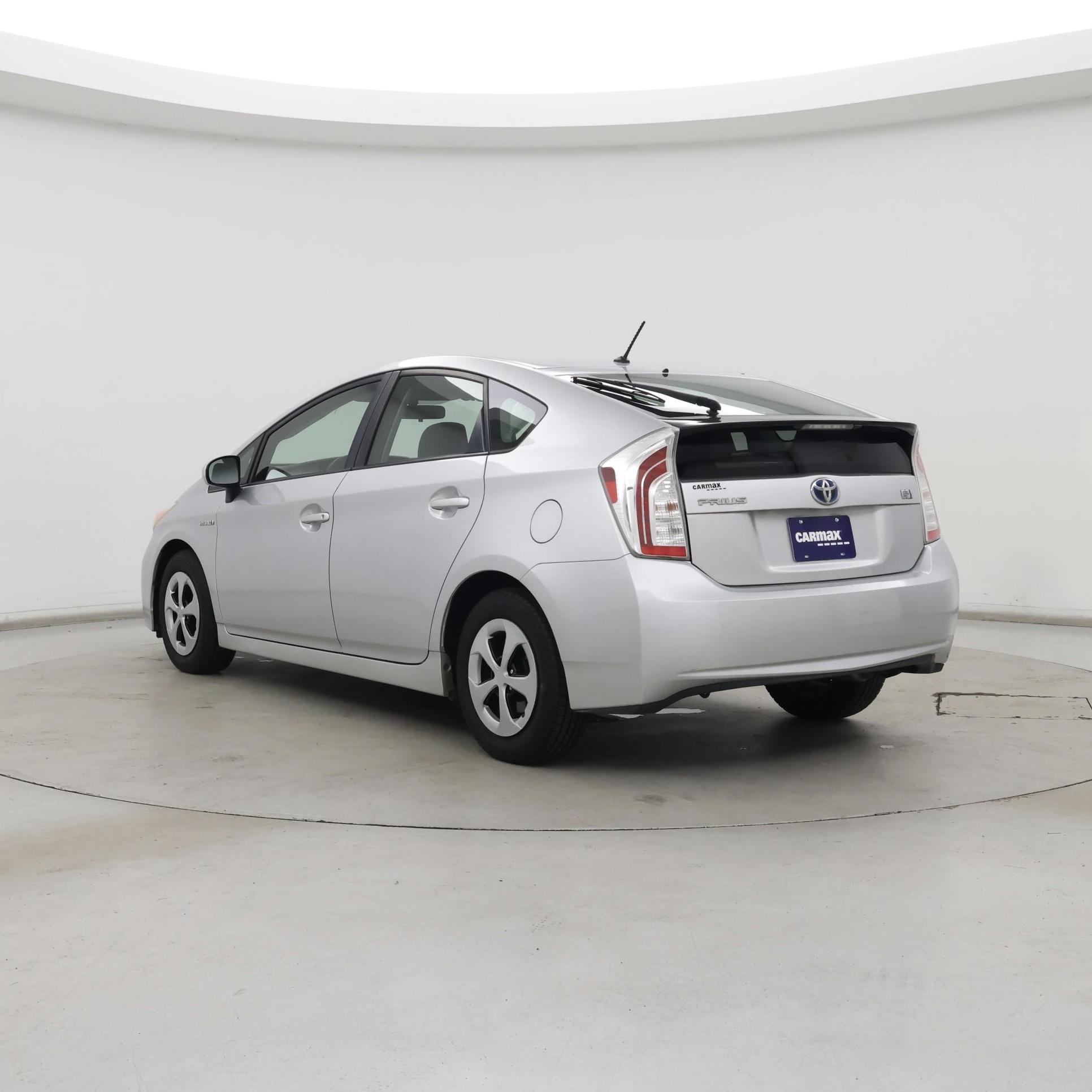 Thumbnail: 2013 Toyota Prius - 2
