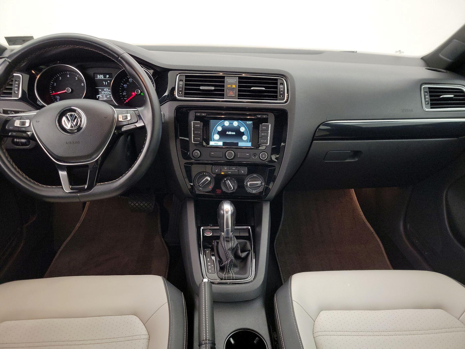 Thumbnail: 2015 Volkswagen Jetta - 9