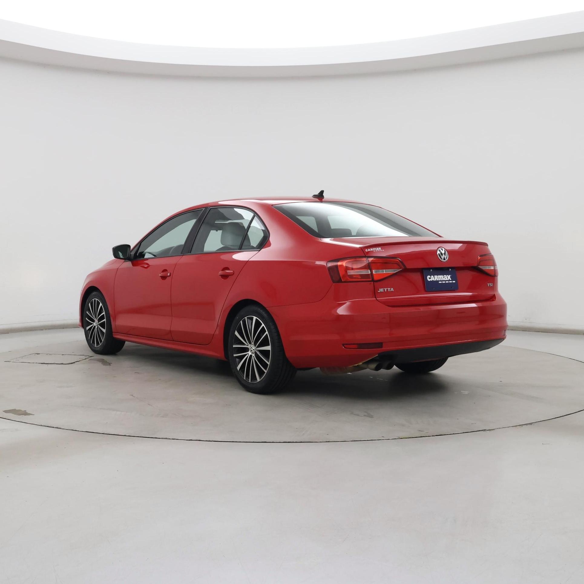 Thumbnail: 2015 Volkswagen Jetta - 2