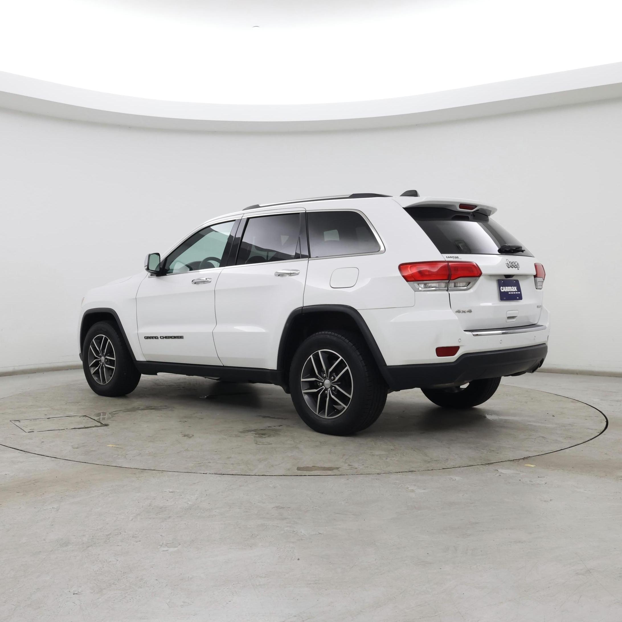 Thumbnail: 2018 Jeep Grand Cherokee - 2