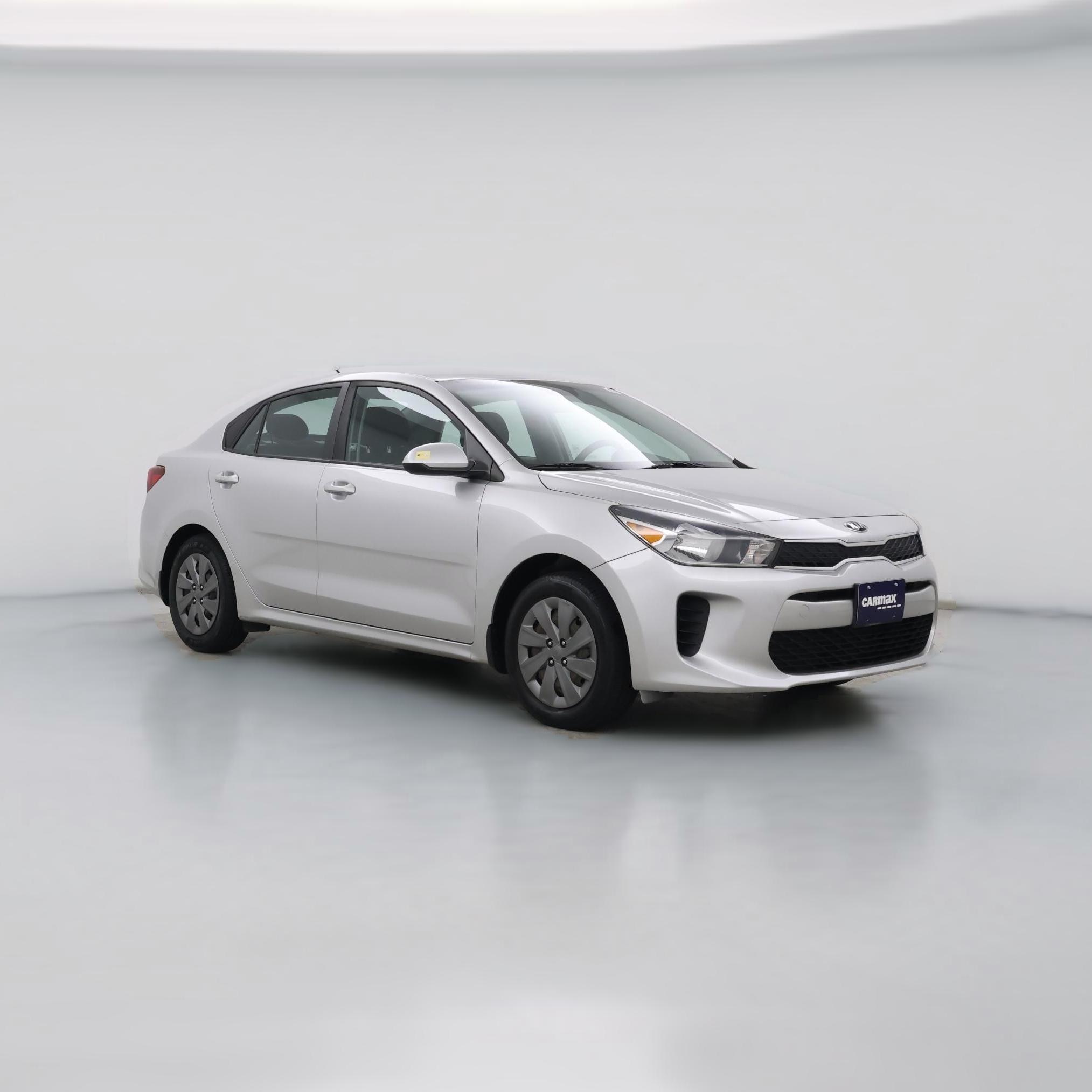 Thumbnail: 2019 Kia Rio - 1