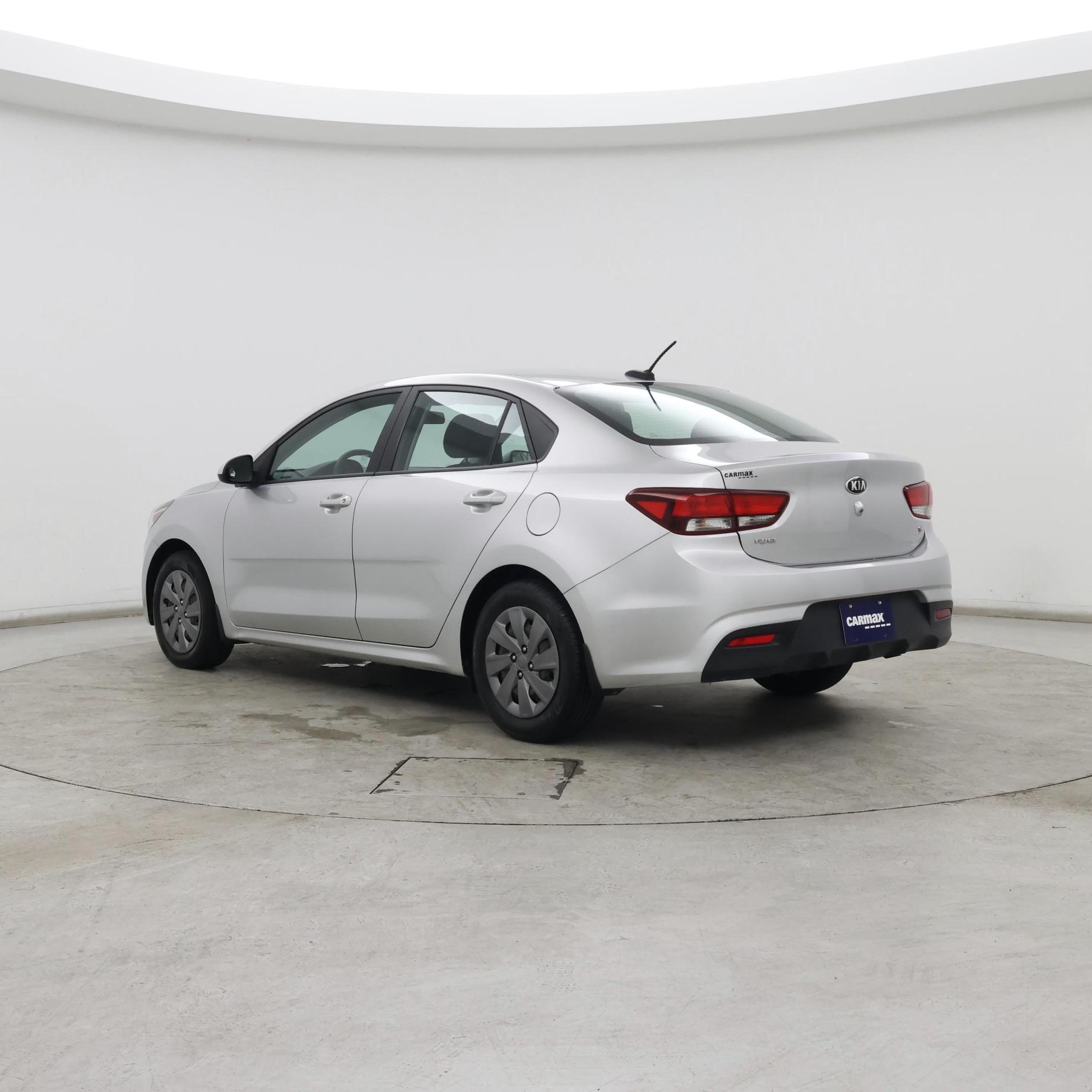 Thumbnail: 2019 Kia Rio - 2