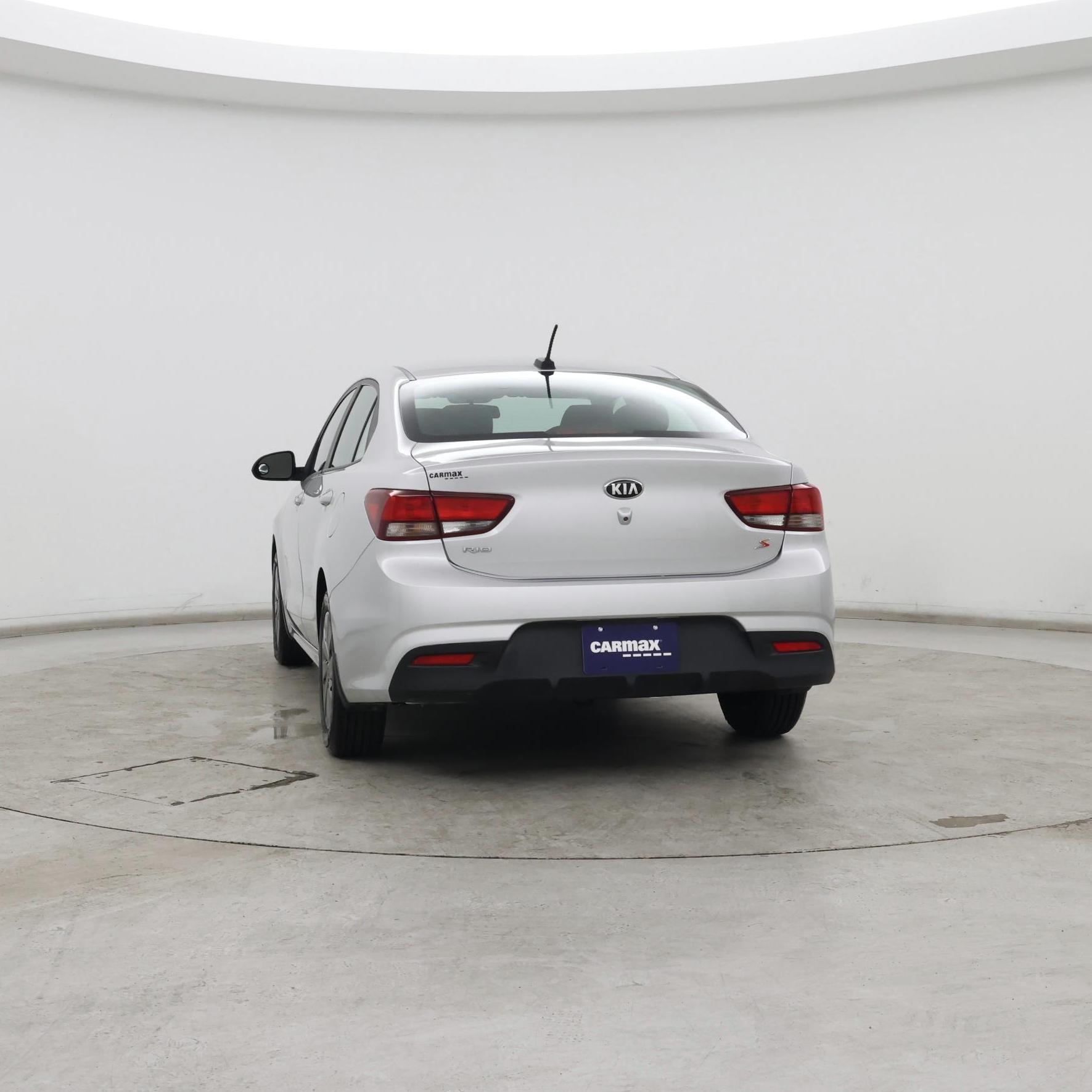 Thumbnail: 2019 Kia Rio - 6