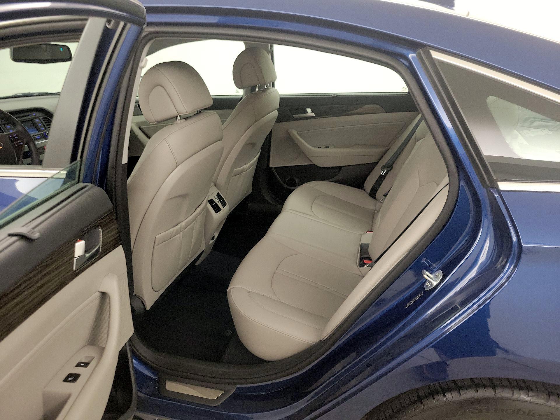 Thumbnail: 2015 Hyundai Sonata - 19