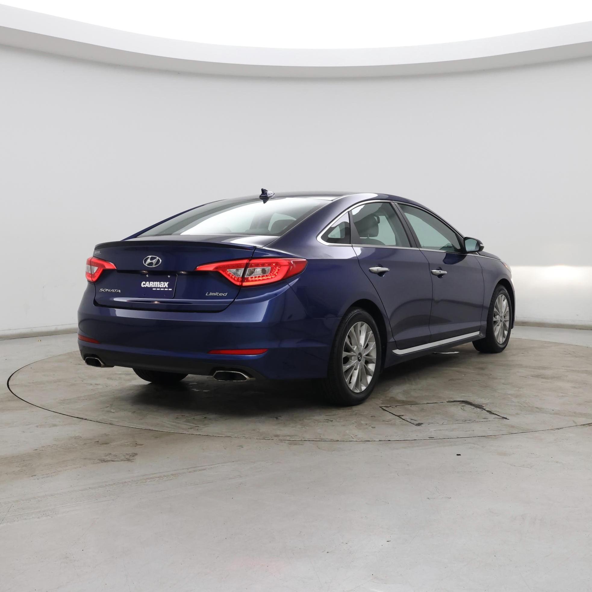 Thumbnail: 2015 Hyundai Sonata - 8