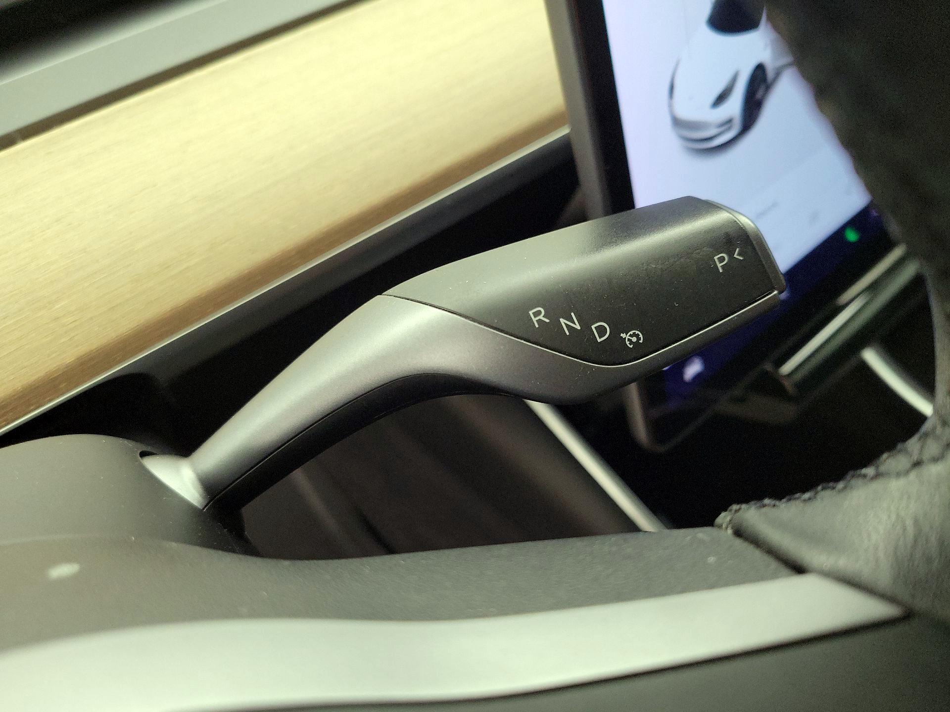 Thumbnail: 2020 Tesla Model 3 - 17