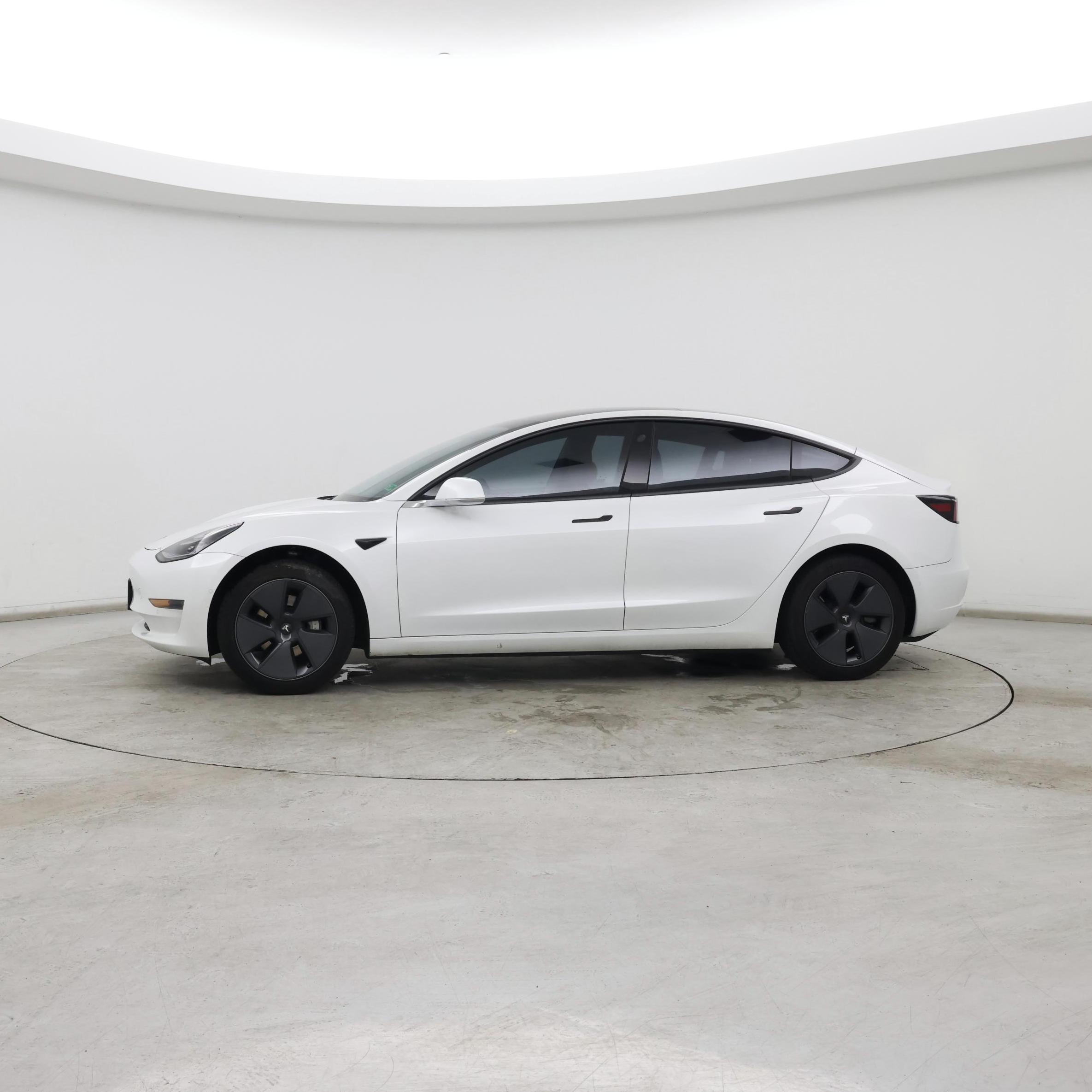 Thumbnail: 2020 Tesla Model 3 - 3