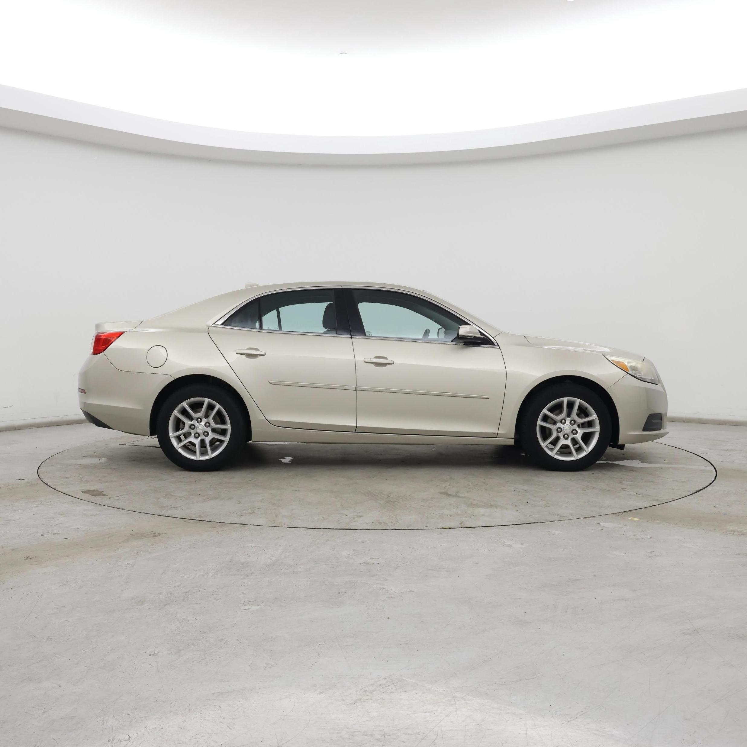 Thumbnail: 2013 Chevrolet Malibu - 7