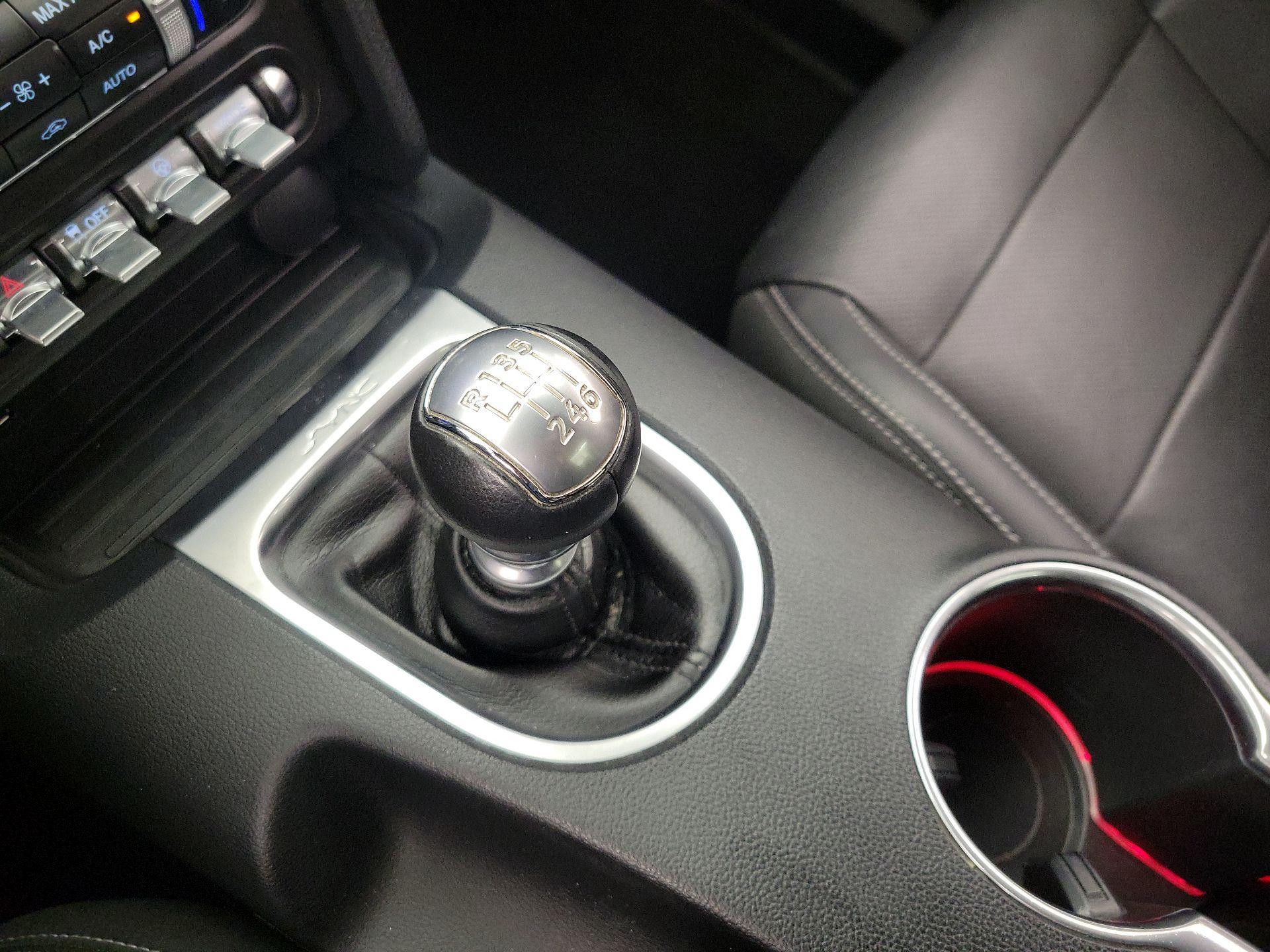 Thumbnail: 2019 Ford Mustang - 18