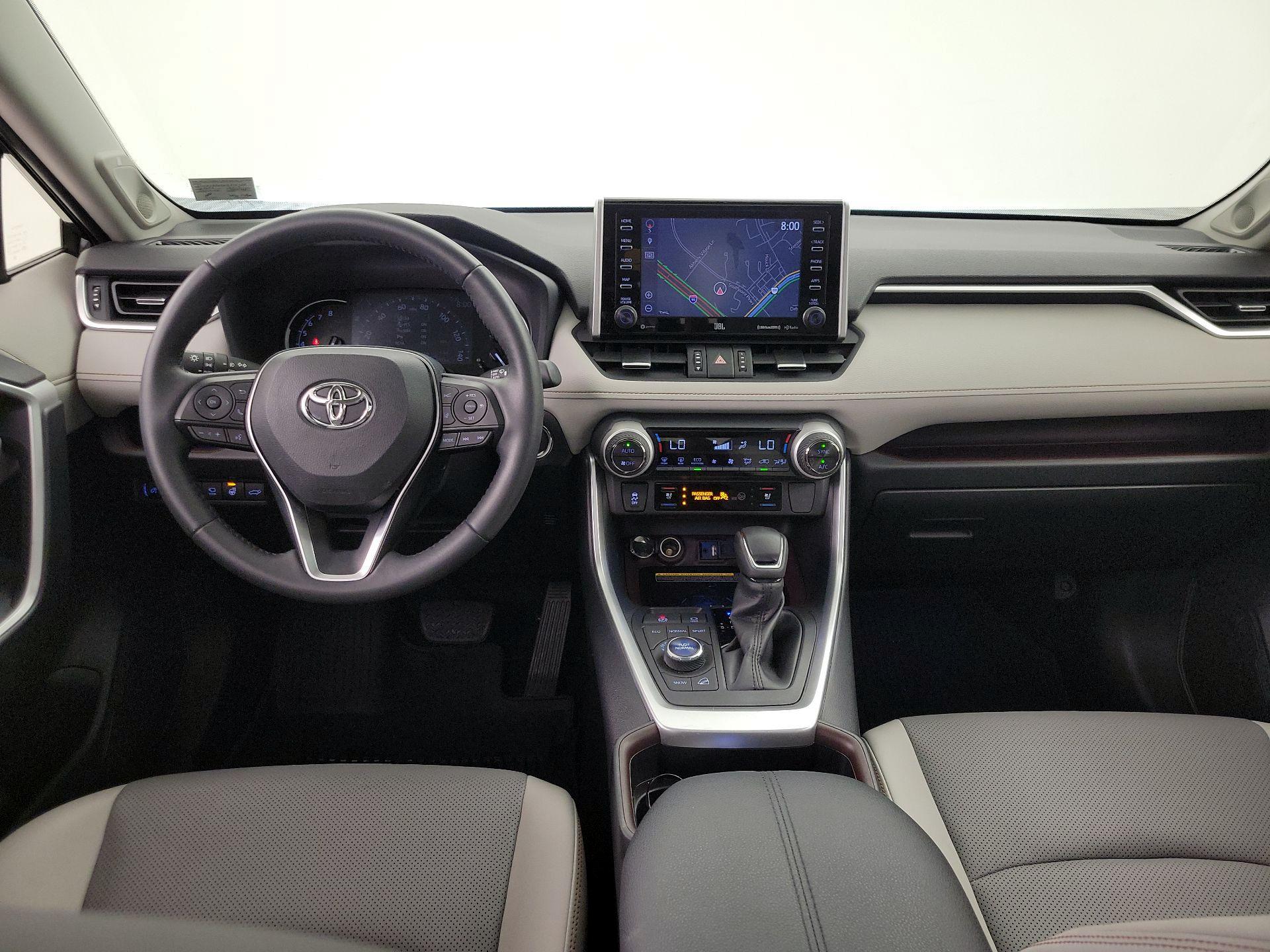 Thumbnail: 2019 Toyota RAV4 - 9