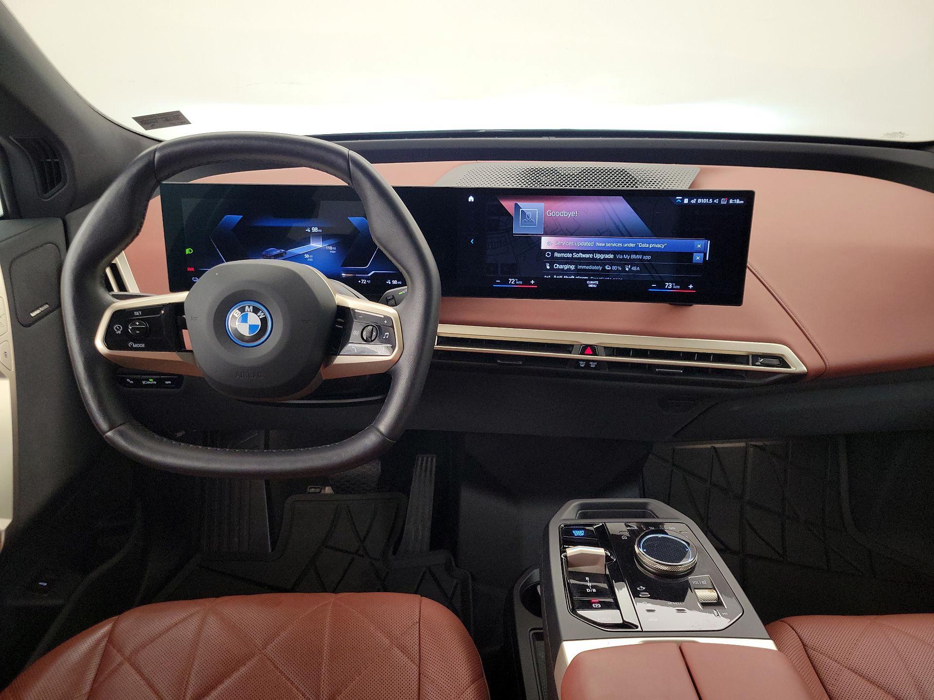 Thumbnail: 2022 BMW iX - 9