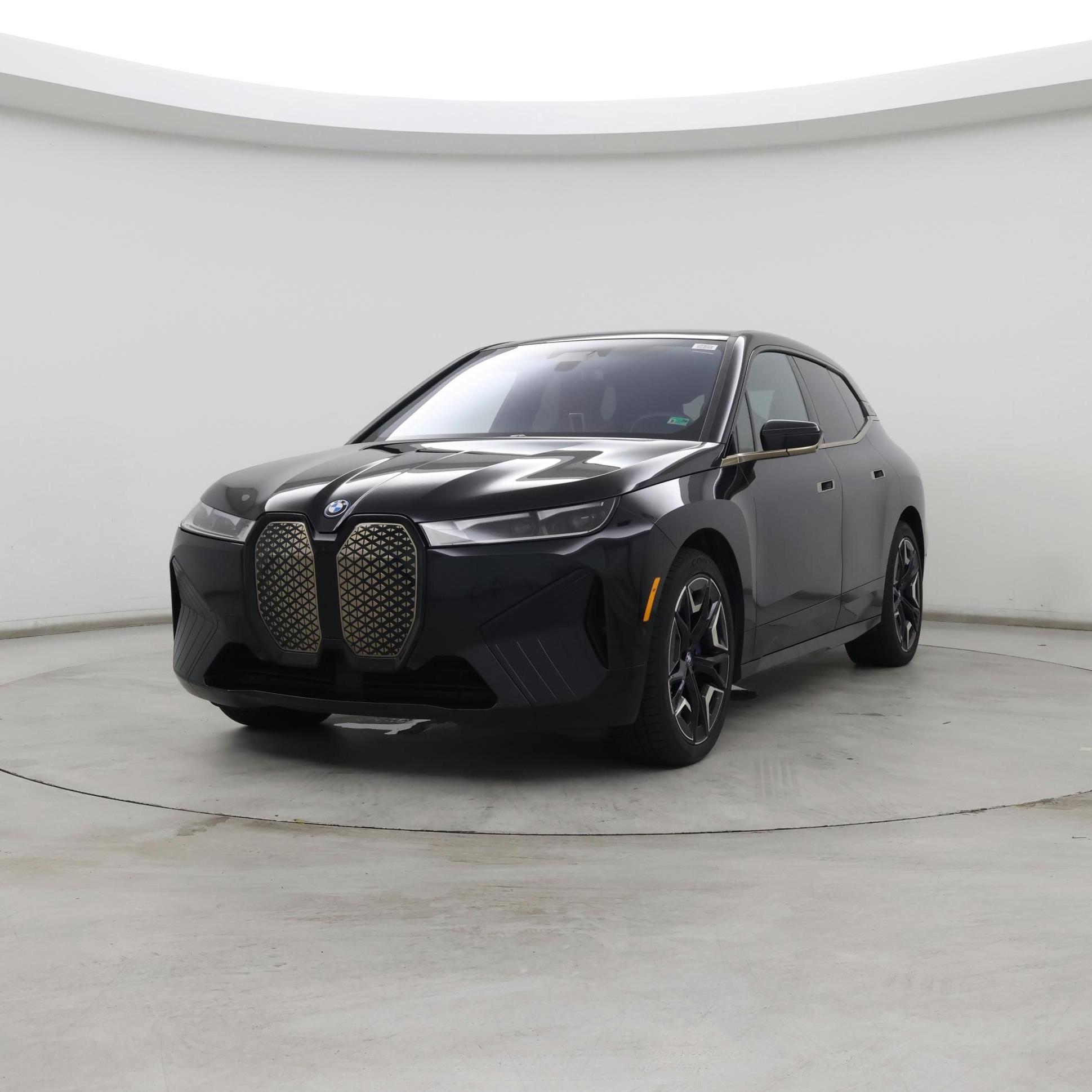 Thumbnail: 2022 BMW iX - 4