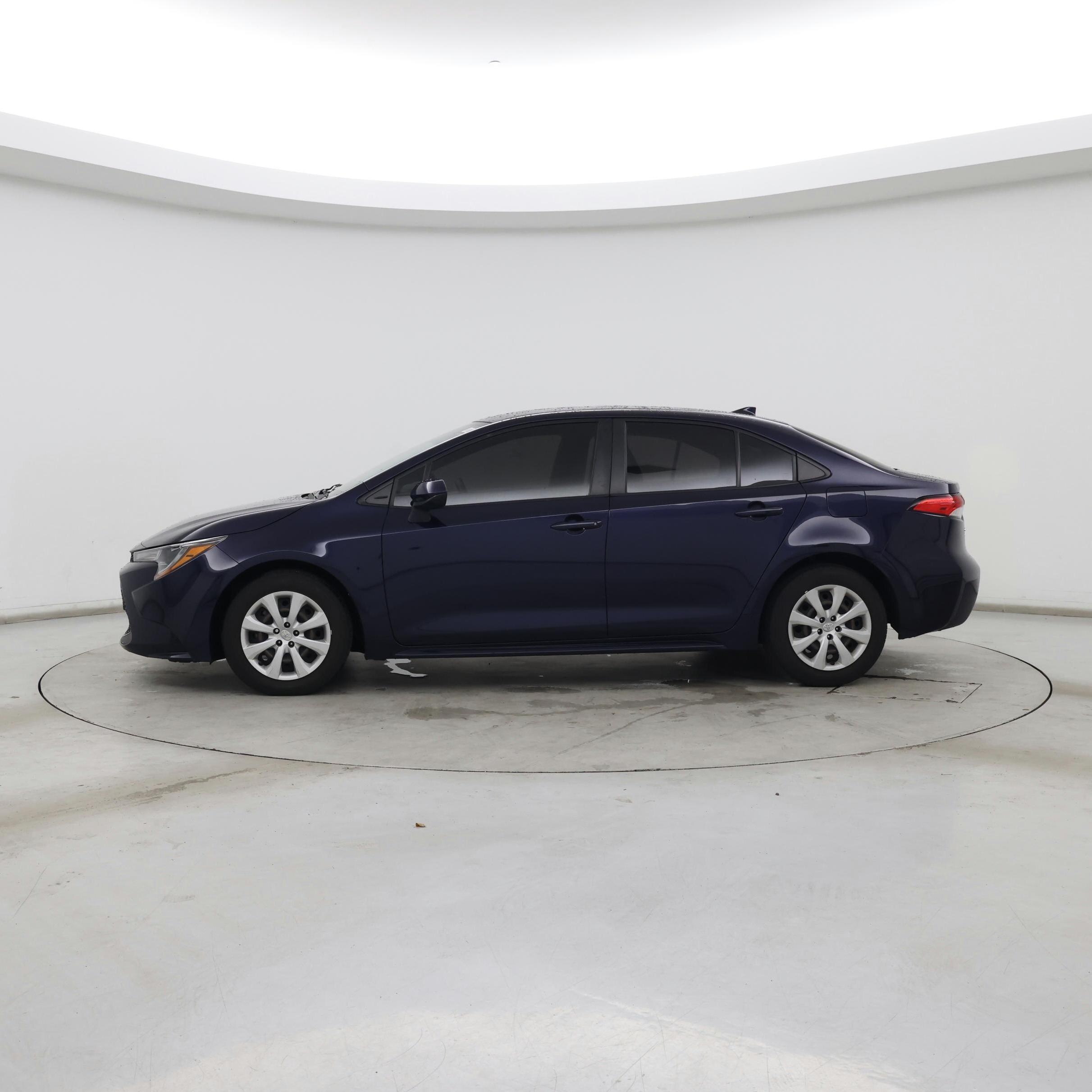 Thumbnail: 2021 Toyota Corolla - 3