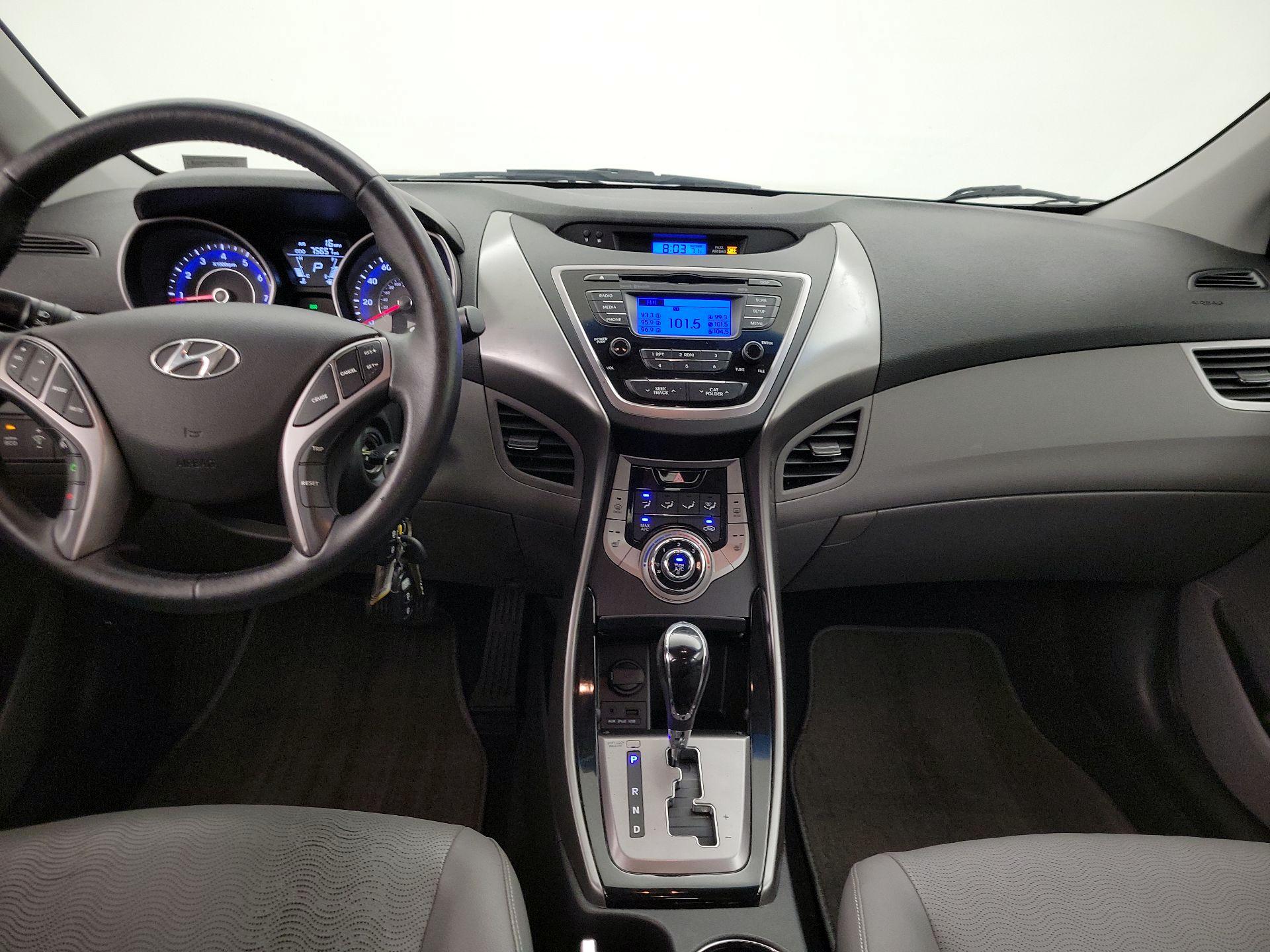 Thumbnail: 2013 Hyundai Elantra - 9