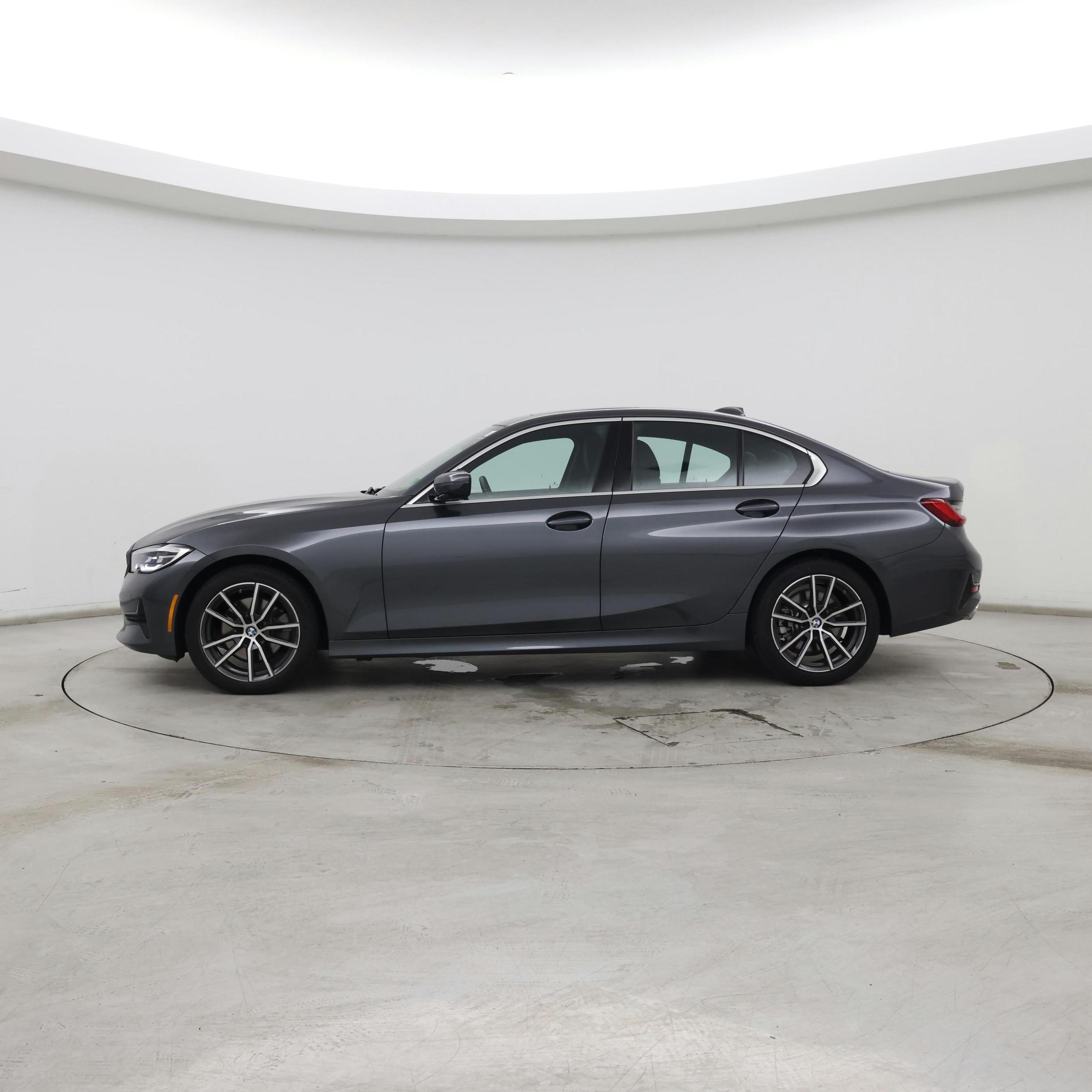Thumbnail: 2019 BMW 3 Series - 3