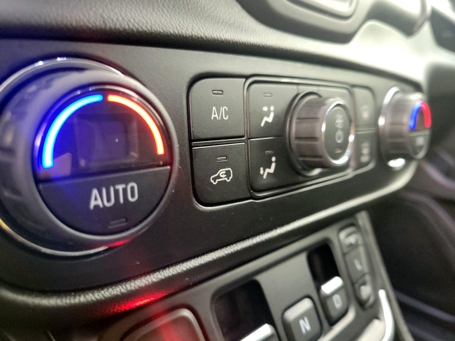 Thumbnail: 2021 GMC Terrain - 16