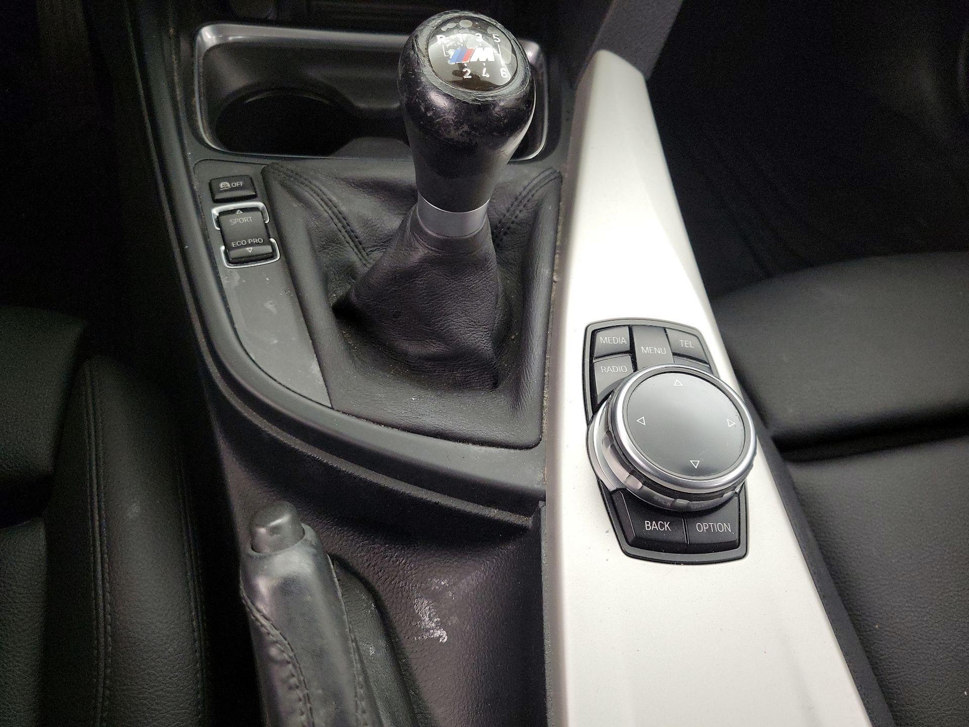 Thumbnail: 2014 BMW 3 Series - 17