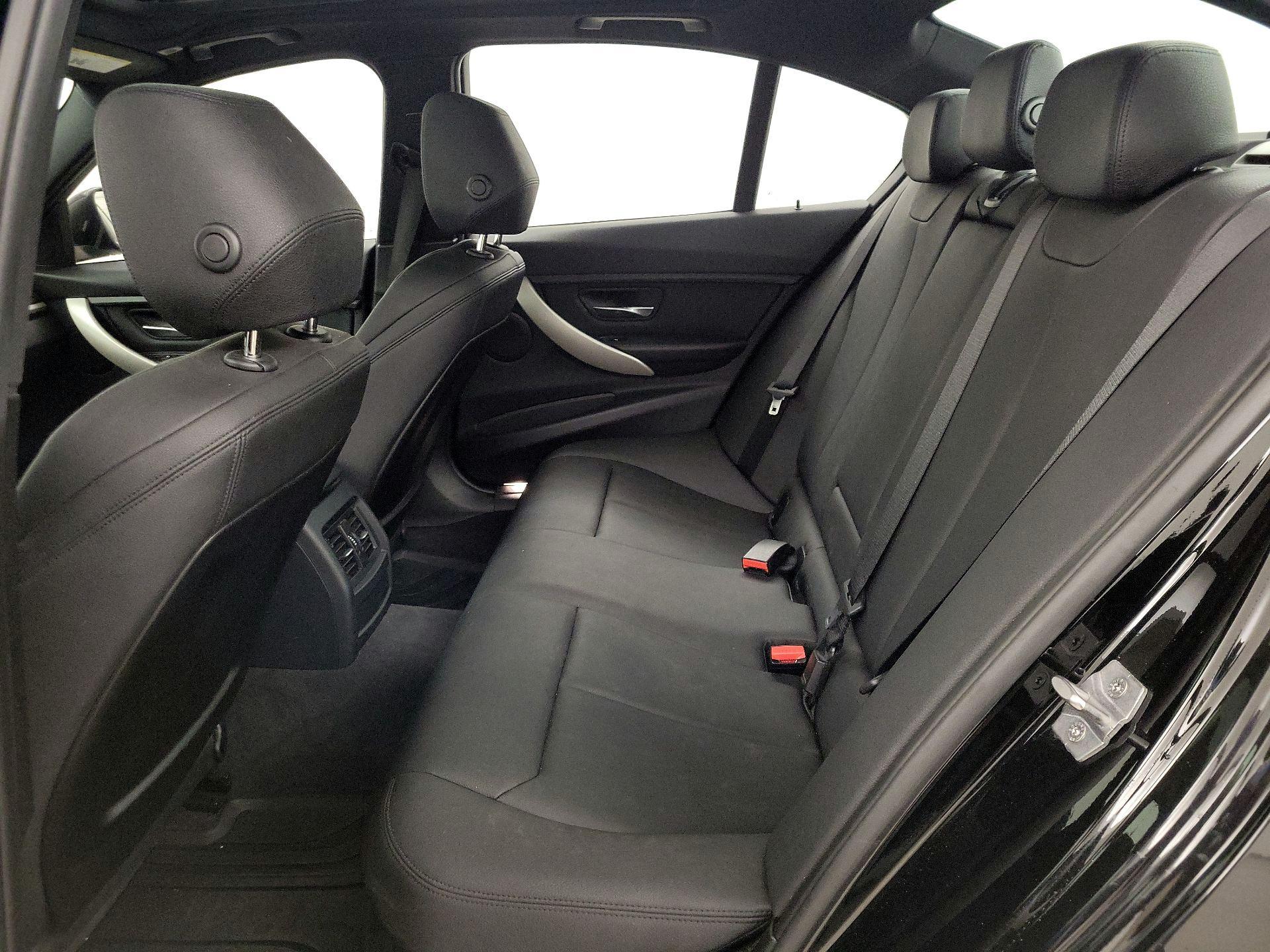 Thumbnail: 2014 BMW 3 Series - 20