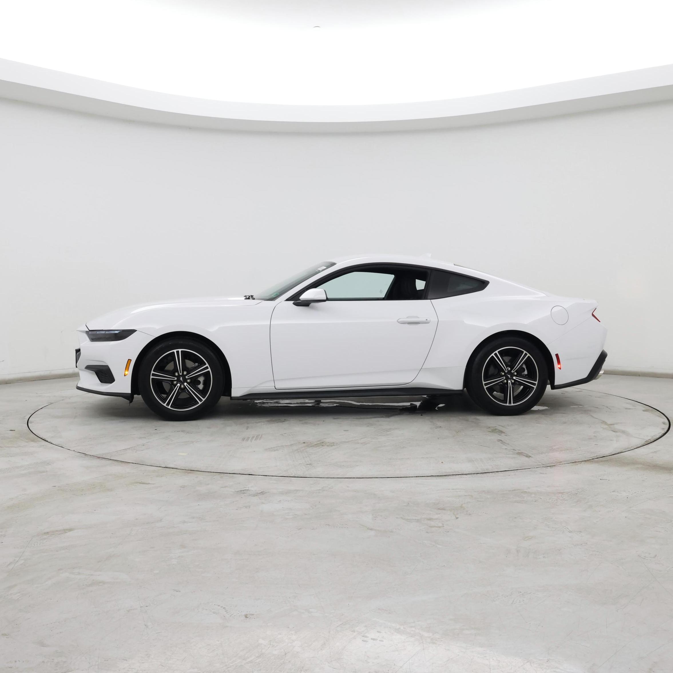 Thumbnail: 2025 Ford Mustang - 3