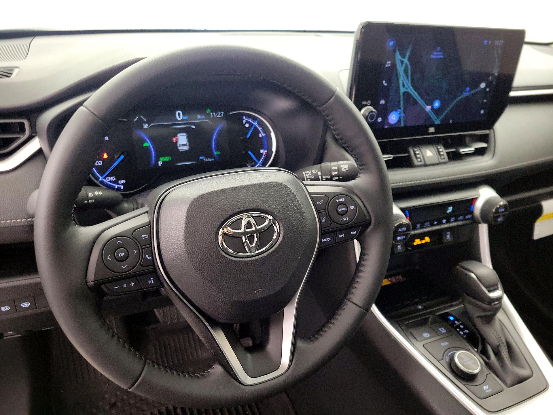 Thumbnail: 2025 Toyota RAV4 - 10