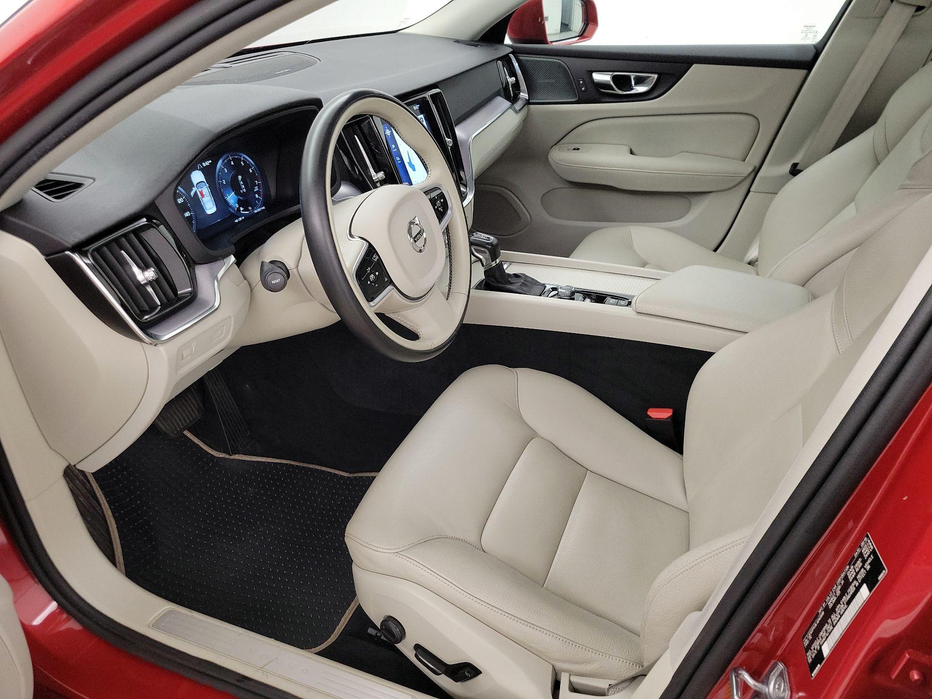 Thumbnail: 2020 Volvo S60 - 11