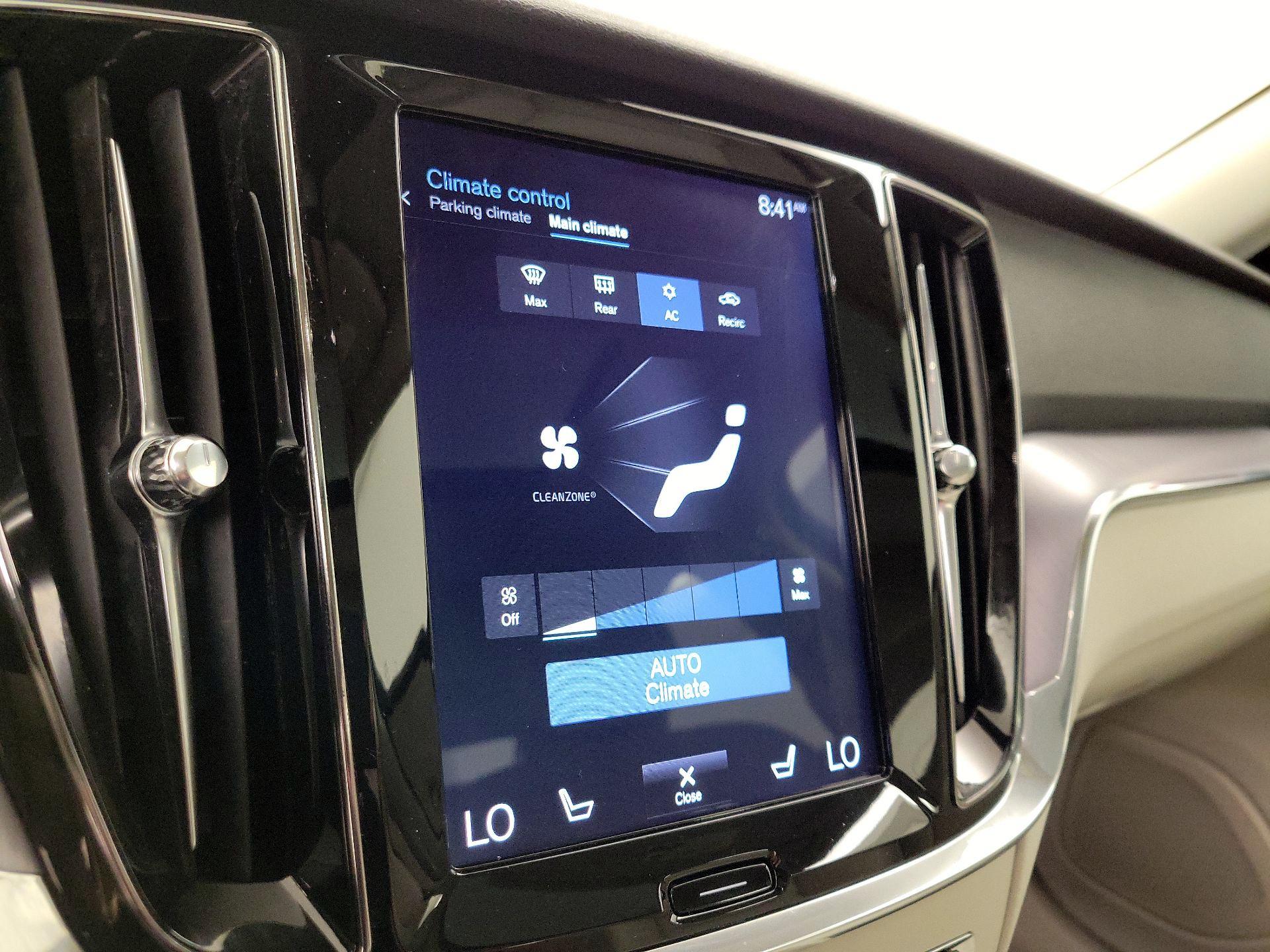 Thumbnail: 2020 Volvo S60 - 17