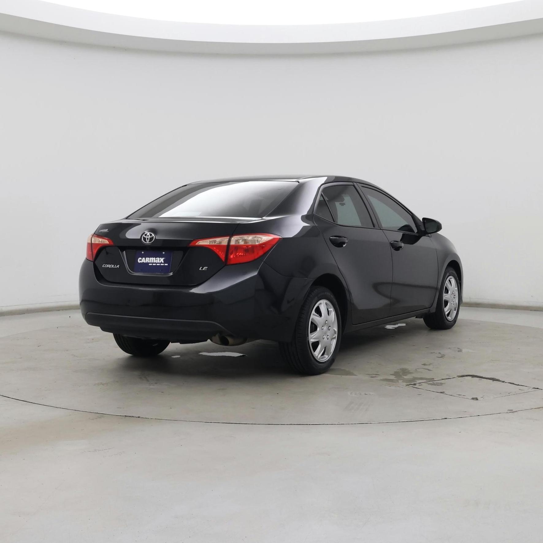 Thumbnail: 2017 Toyota Corolla - 8