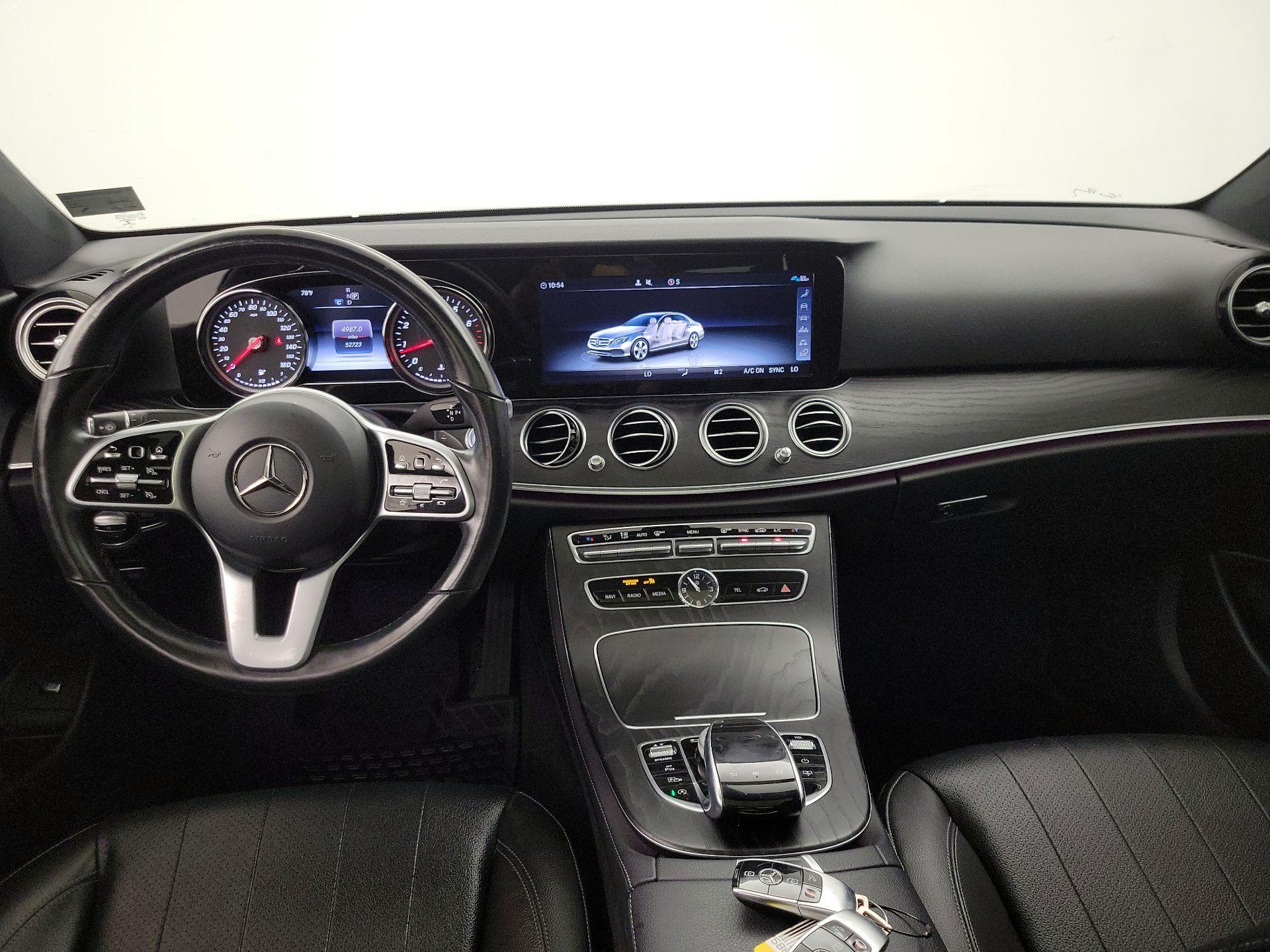 Thumbnail: 2019 Mercedes-Benz E-Class - 9