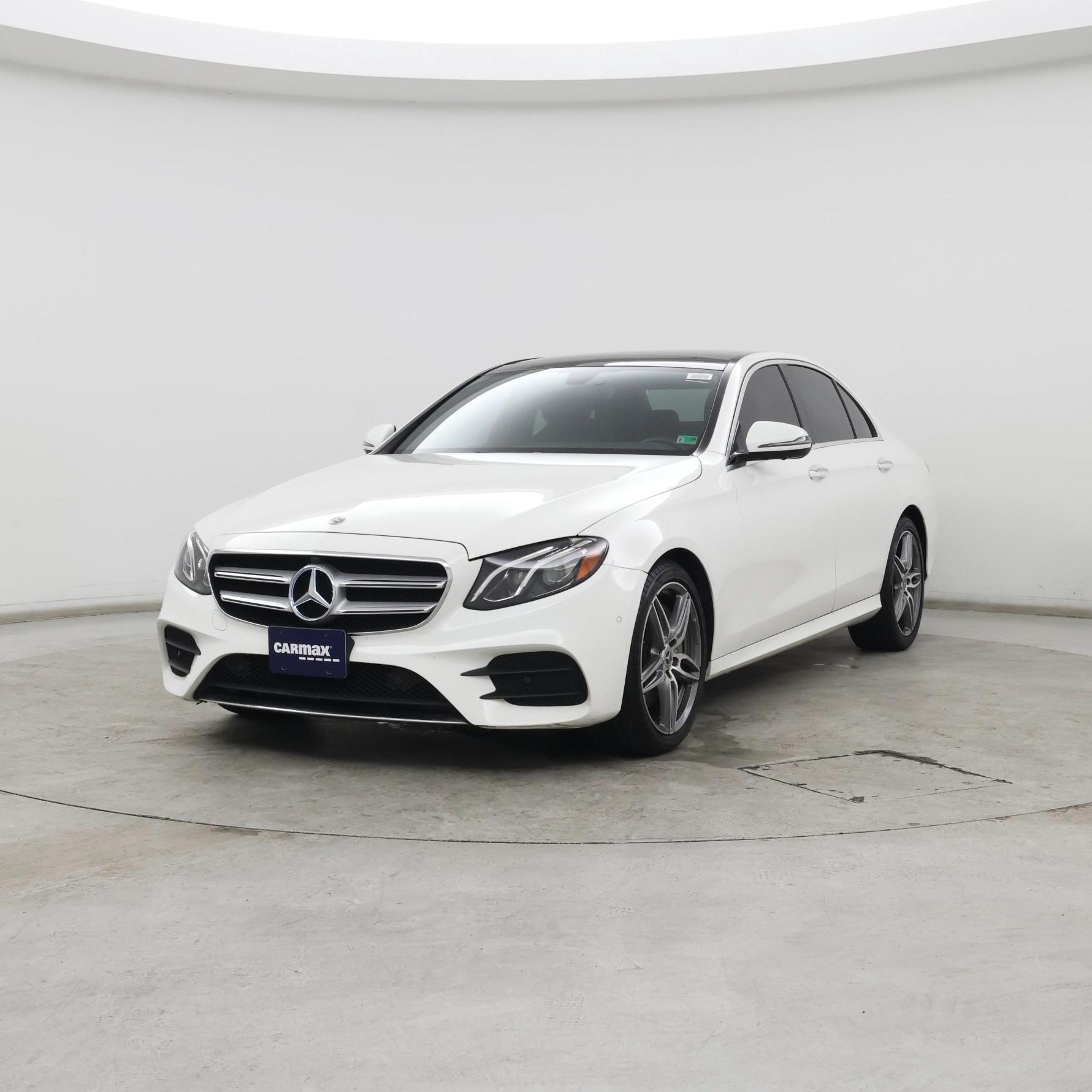 Thumbnail: 2019 Mercedes-Benz E-Class - 4