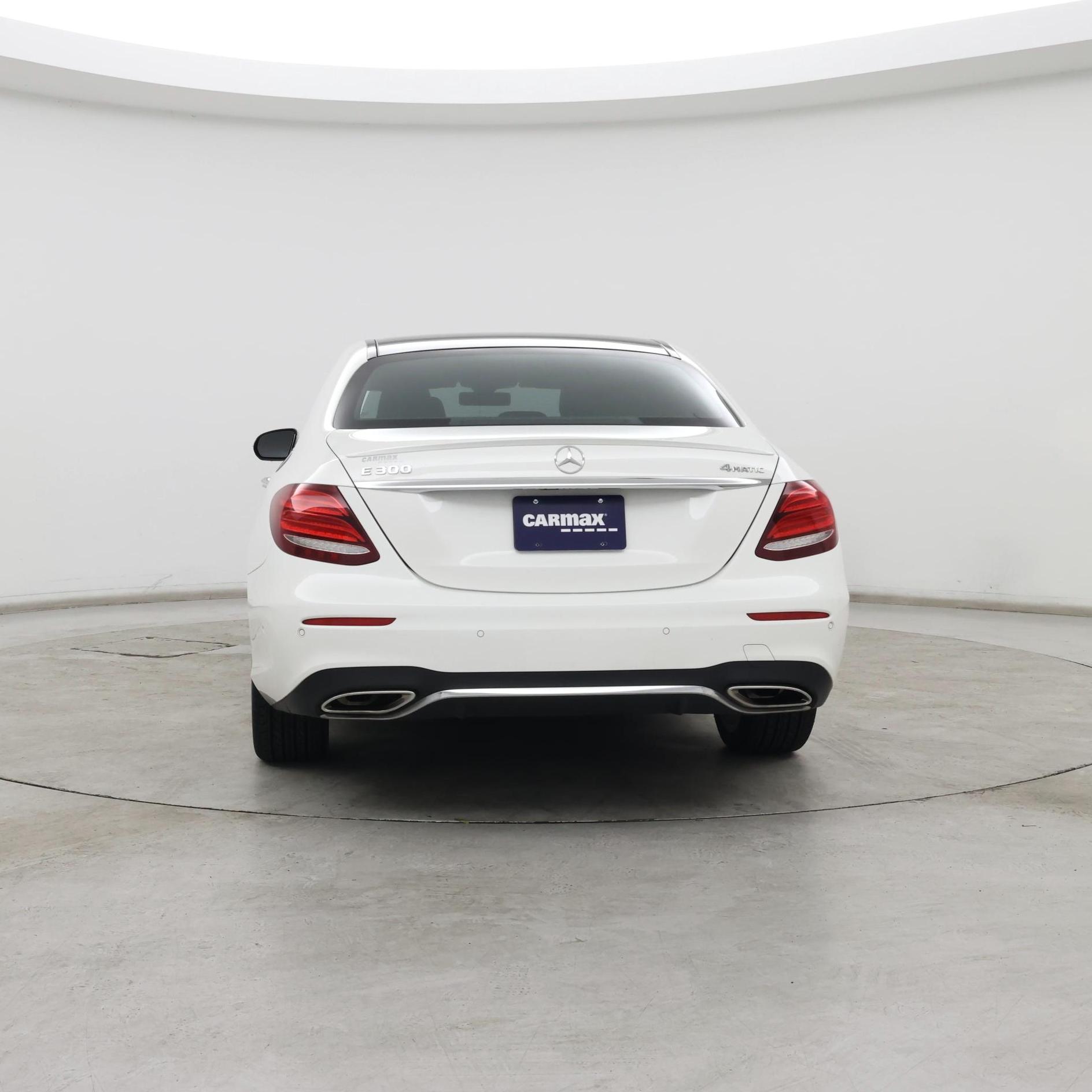 Thumbnail: 2019 Mercedes-Benz E-Class - 6