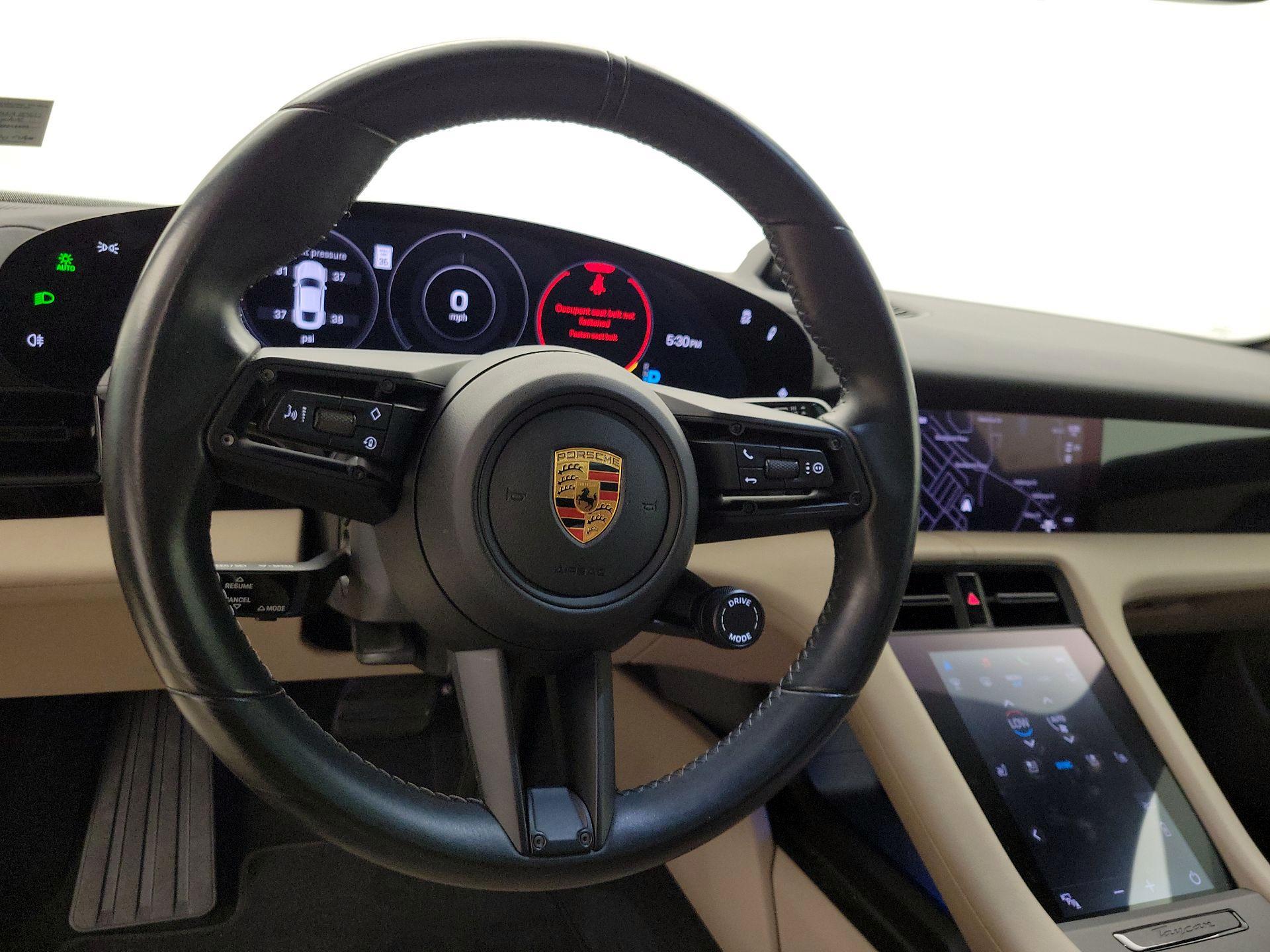 Thumbnail: 2021 Porsche Taycan - 10