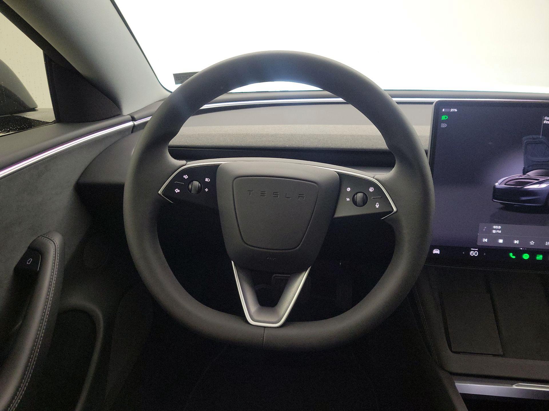 Thumbnail: 2024 Tesla Model 3 - 10