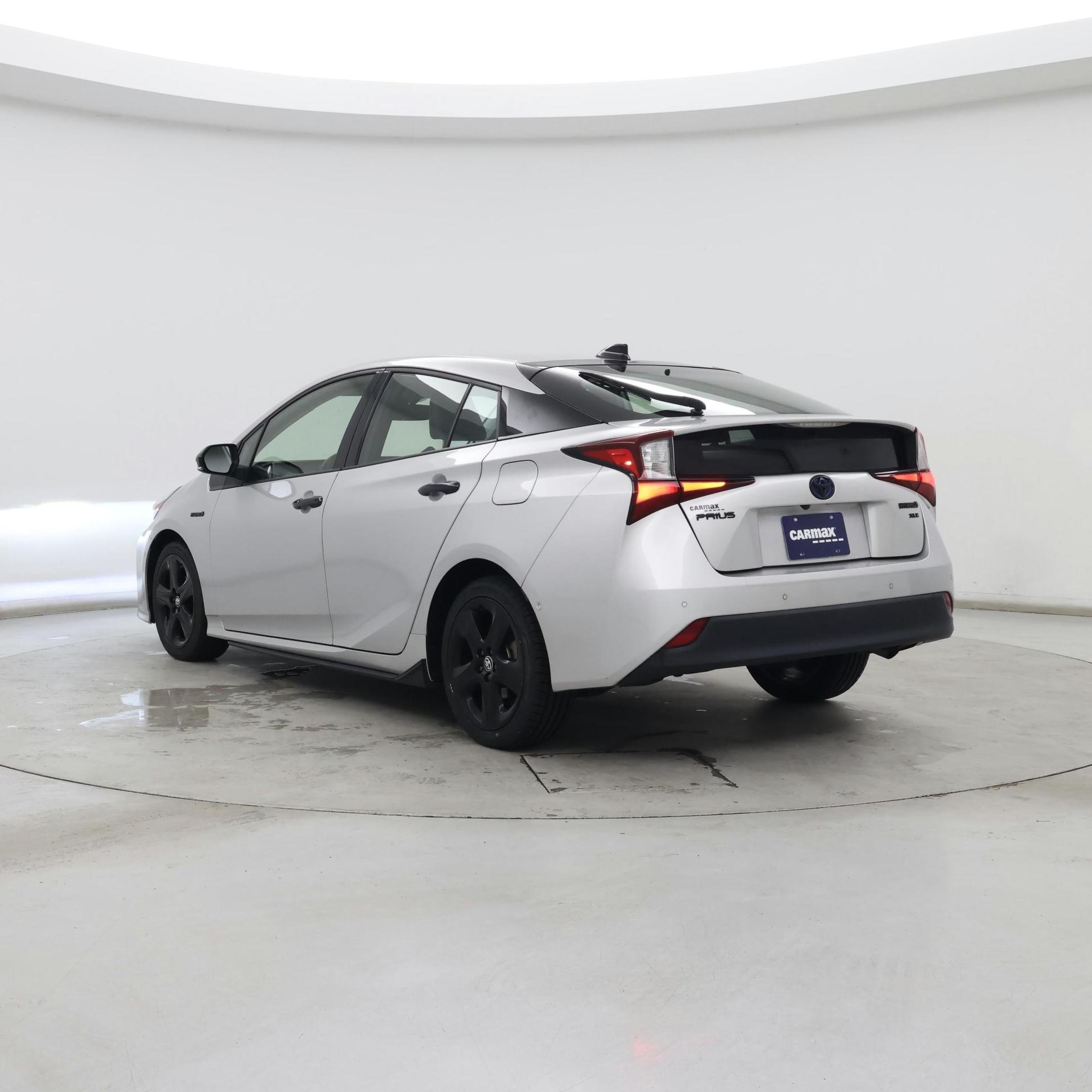 Thumbnail: 2022 Toyota Prius - 2