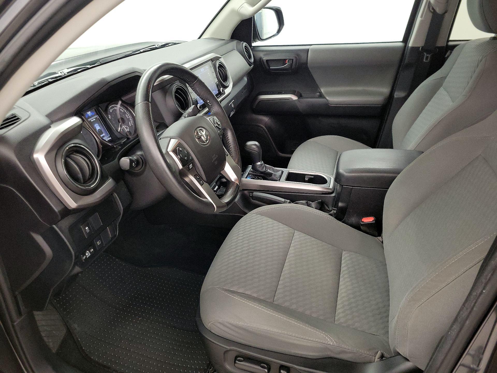 Thumbnail: 2021 Toyota Tacoma - 11