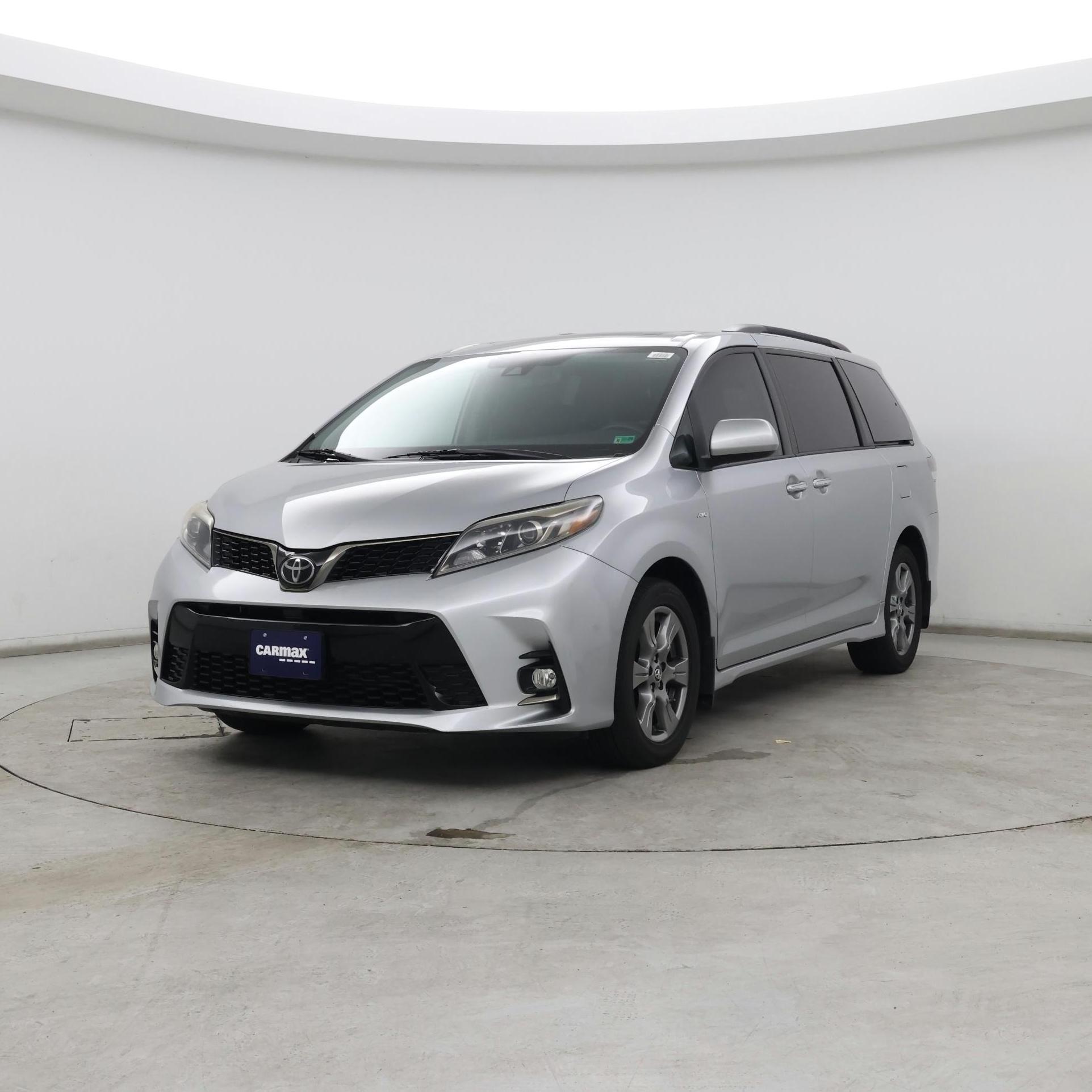 Thumbnail: 2019 Toyota Sienna - 4