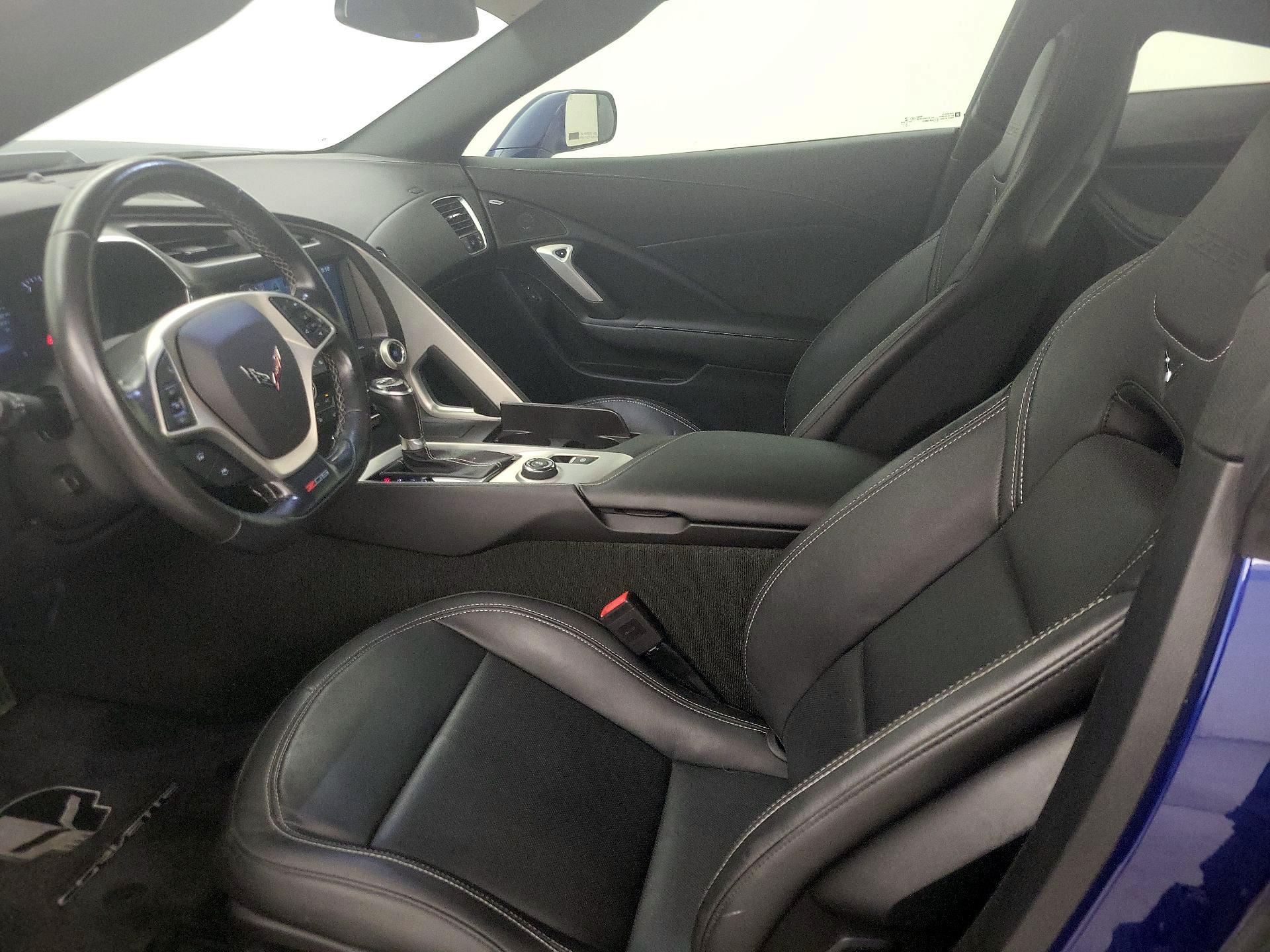 Thumbnail: 2017 Chevrolet Corvette - 11