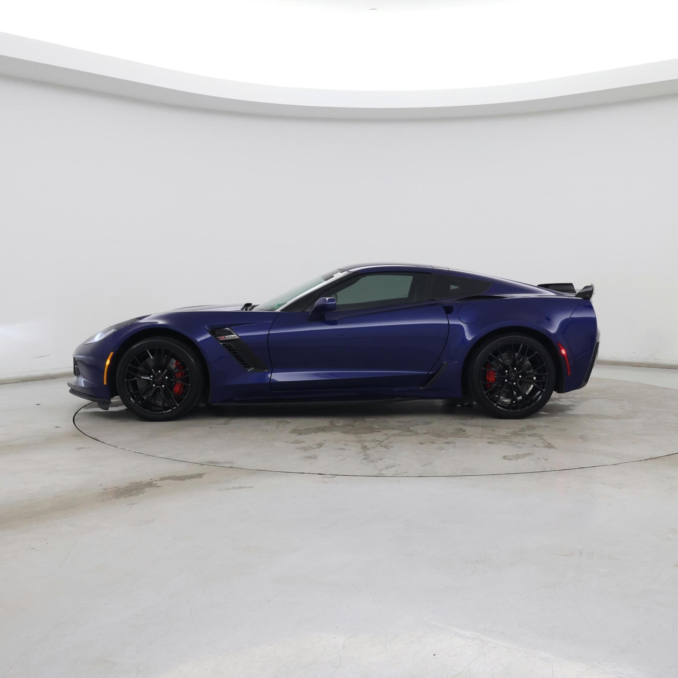 Thumbnail: 2017 Chevrolet Corvette - 3