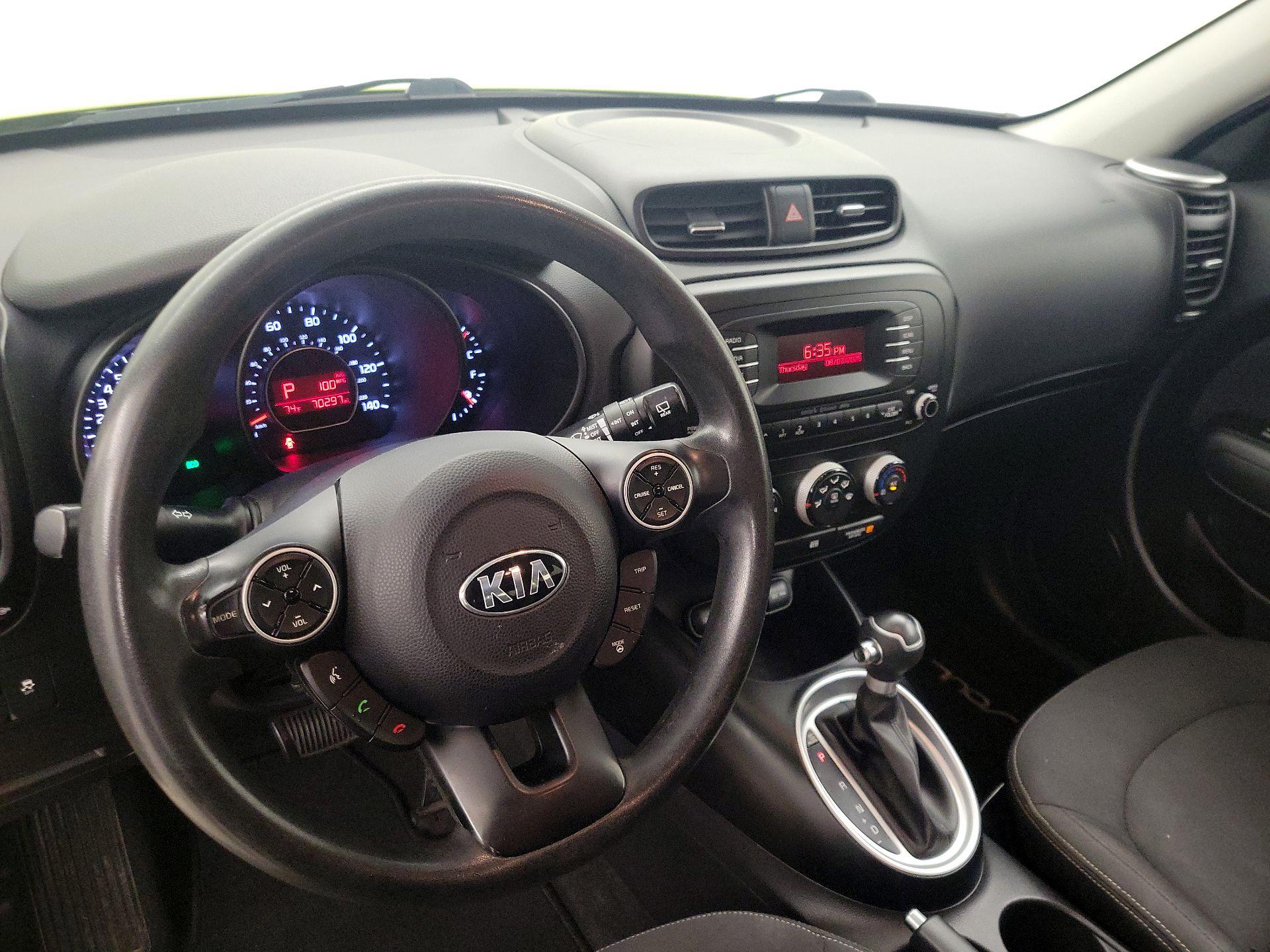 Thumbnail: 2015 Kia Soul - 9