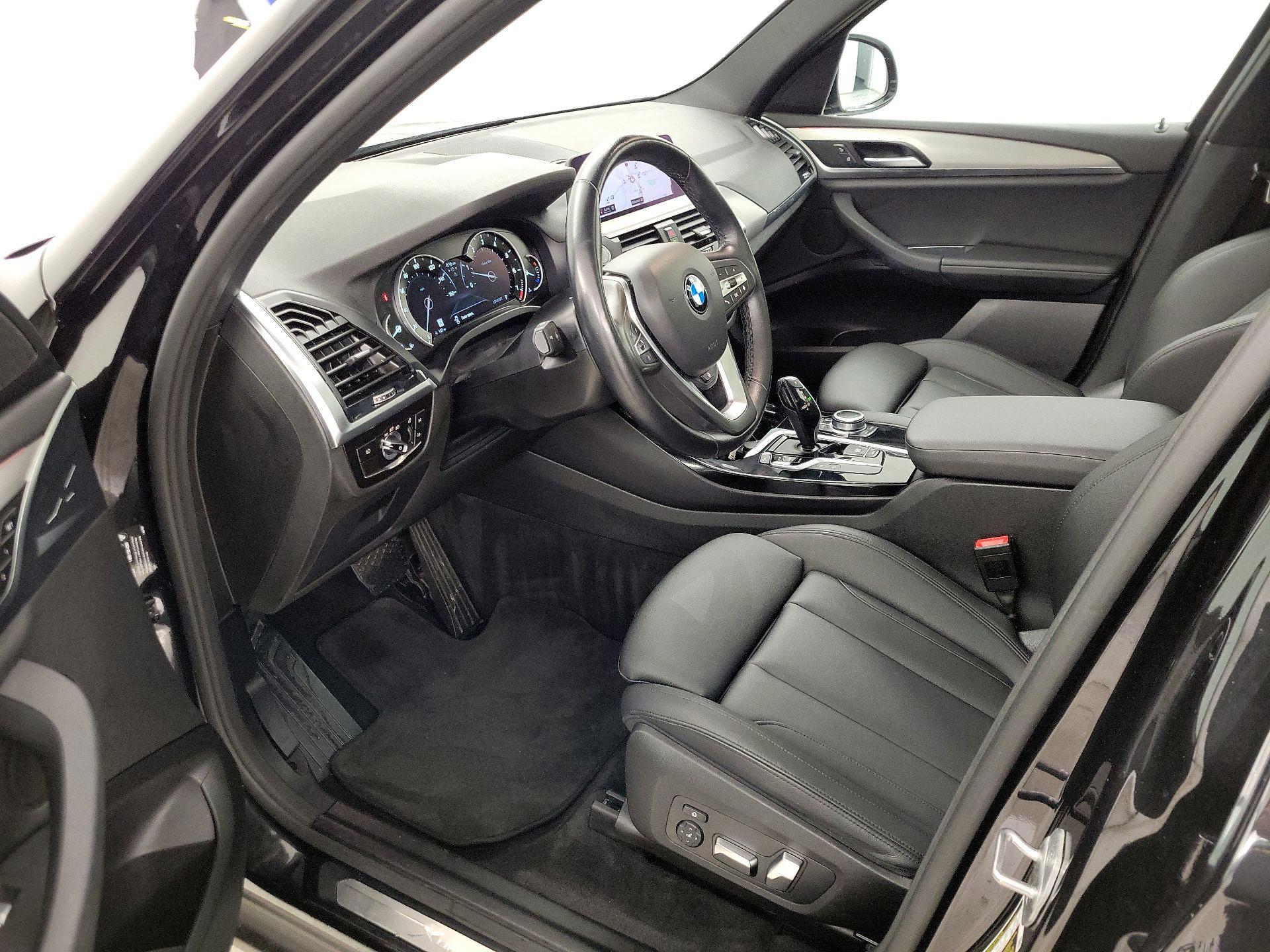 Thumbnail: 2021 BMW X3 - 11