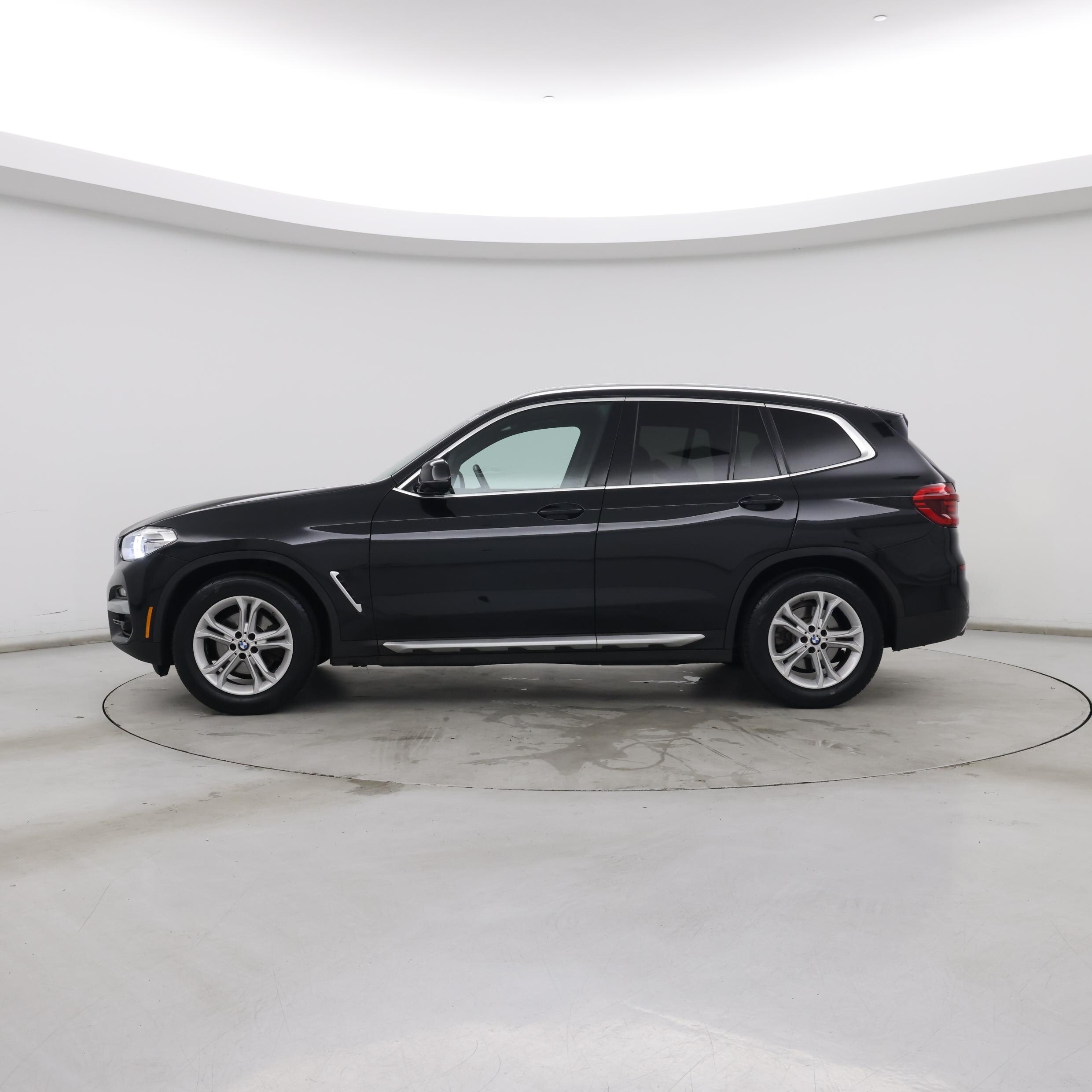 Thumbnail: 2021 BMW X3 - 3