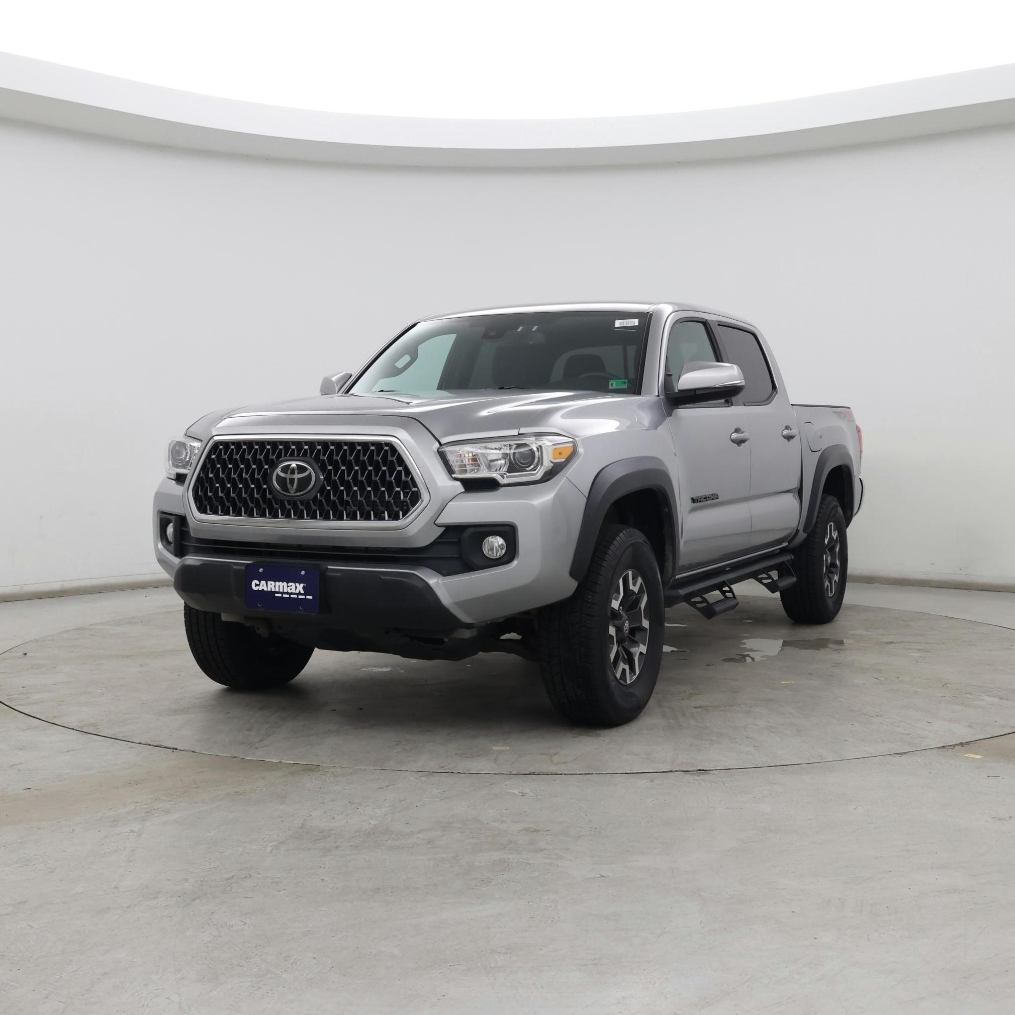 Thumbnail: 2019 Toyota Tacoma - 4